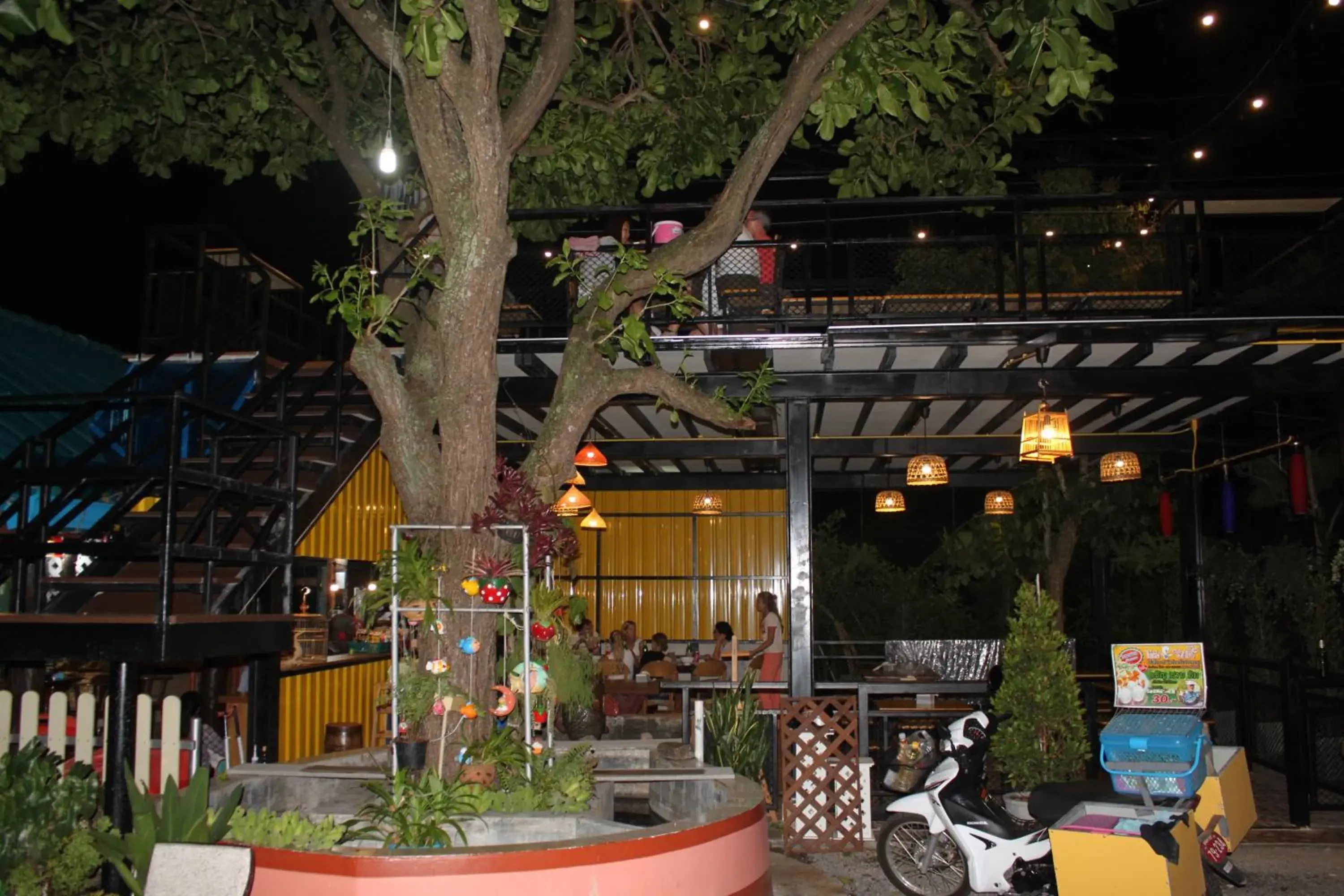 Restaurant/places to eat in Lam-tong Resort Restaurant/places to eat in Lam-tong Resort