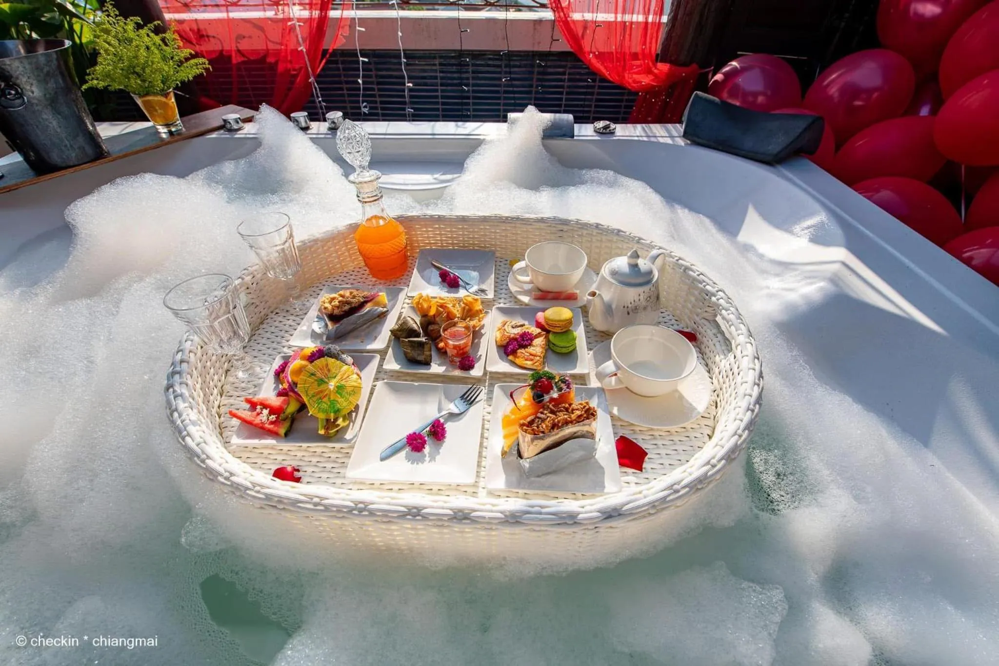 Food and drinks in Singha Montra Lanna Boutique Style Hotel