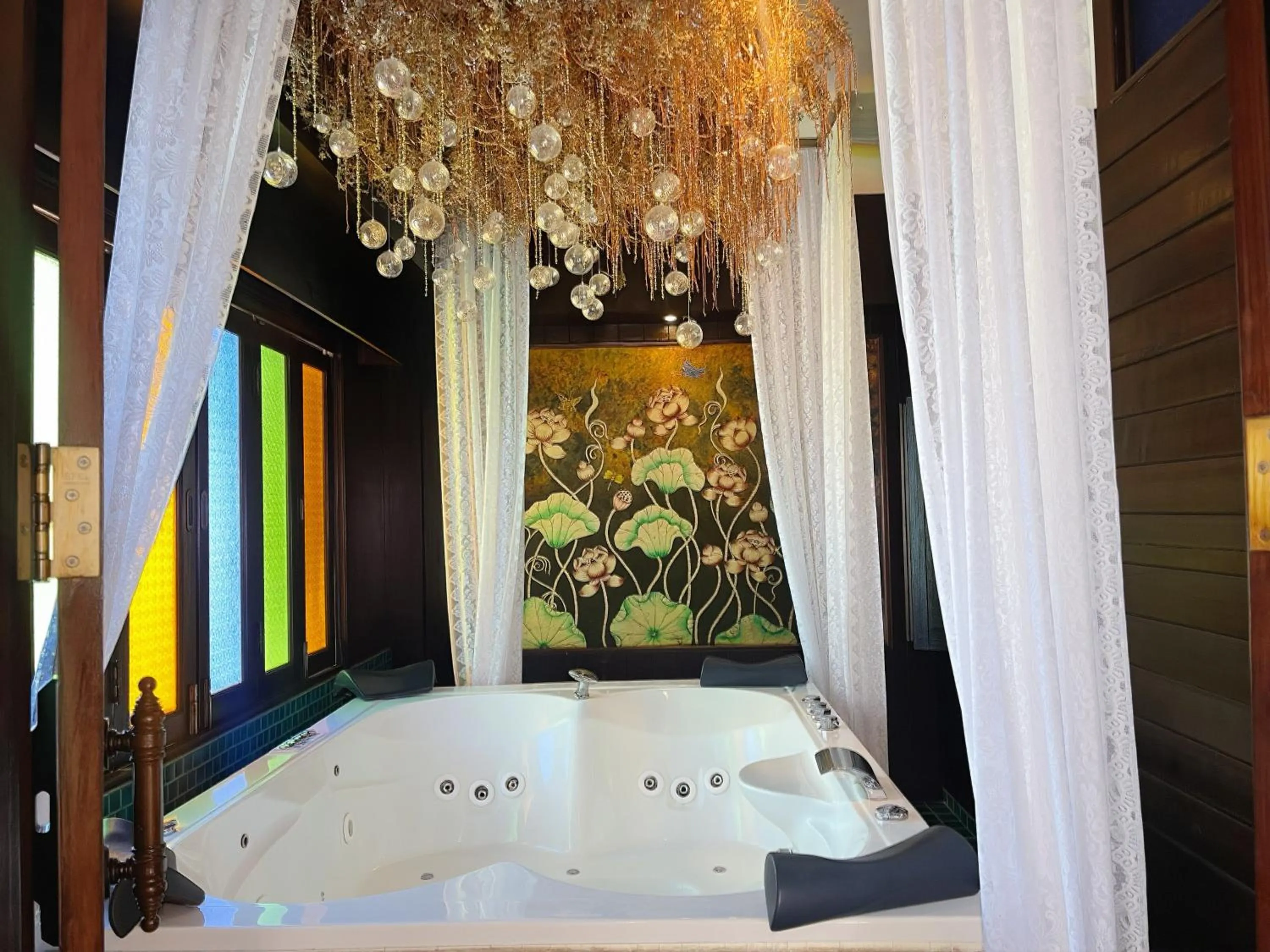 Hot Tub in Singha Montra Lanna Boutique Style Hotel