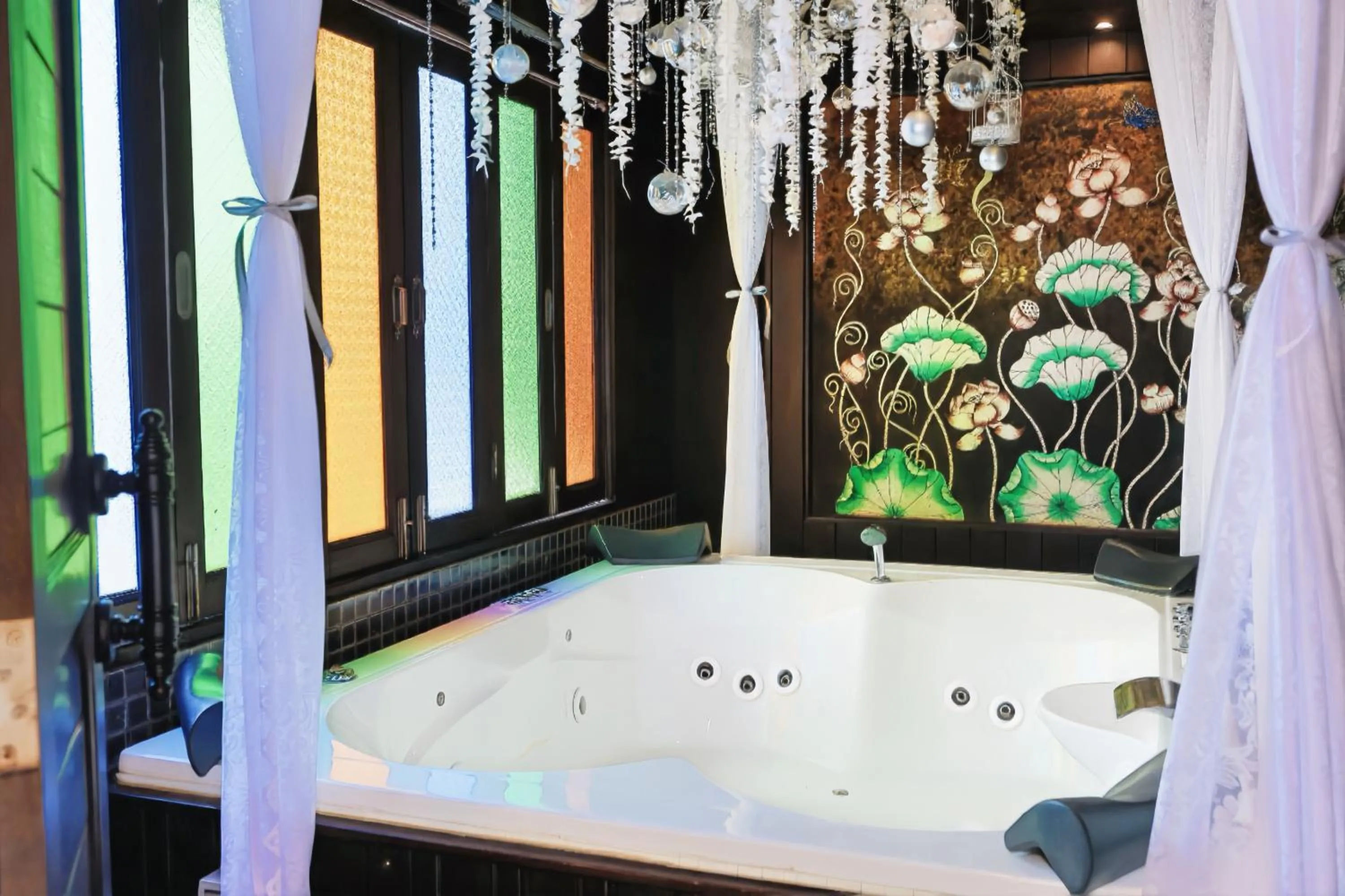 Bath in Singha Montra Lanna Boutique Style Hotel