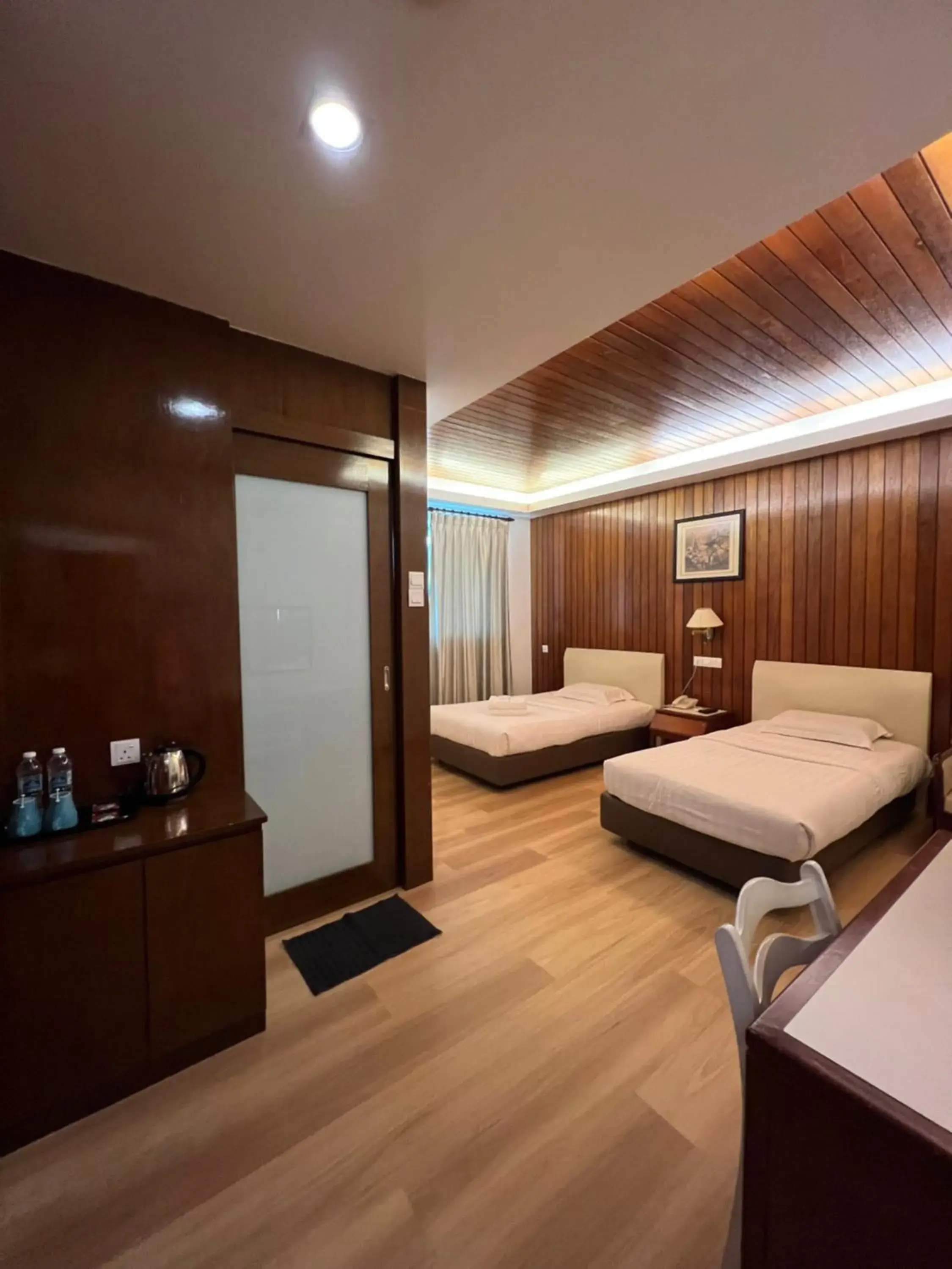 Bedroom, Bed in D Eastern Hotel Bedroom, Bed in D Eastern Hotel