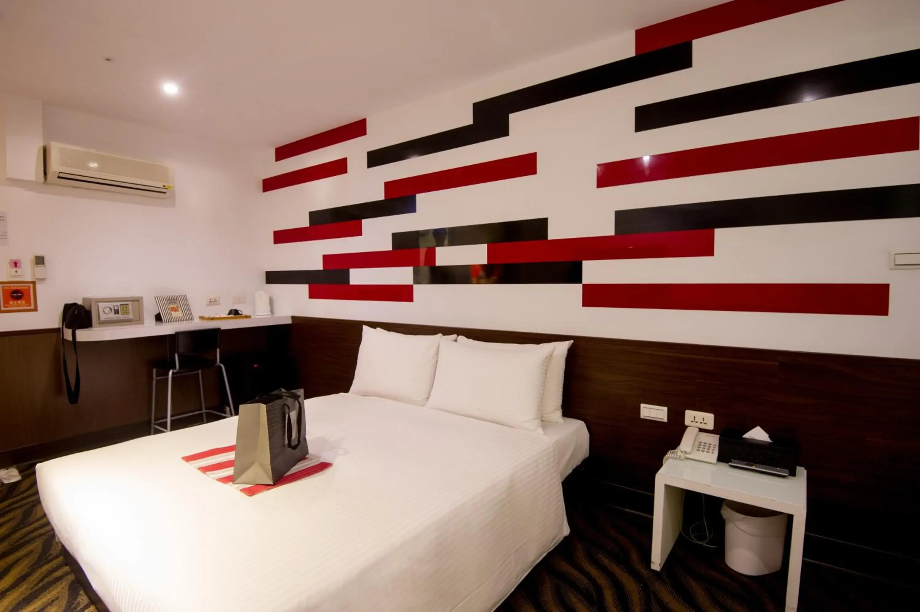 Photo of the whole room in Moshamanla Hotel - Ximen Photo of the whole room in Moshamanla Hotel - Ximen