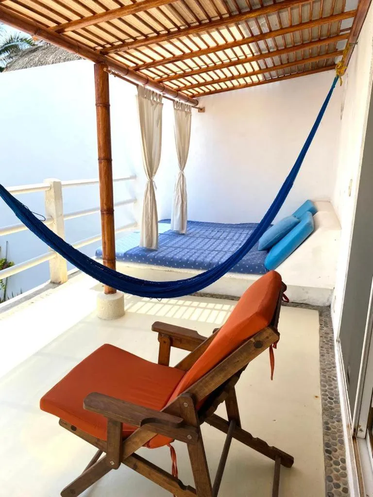 Casa de las Olas Surf & Beach Club