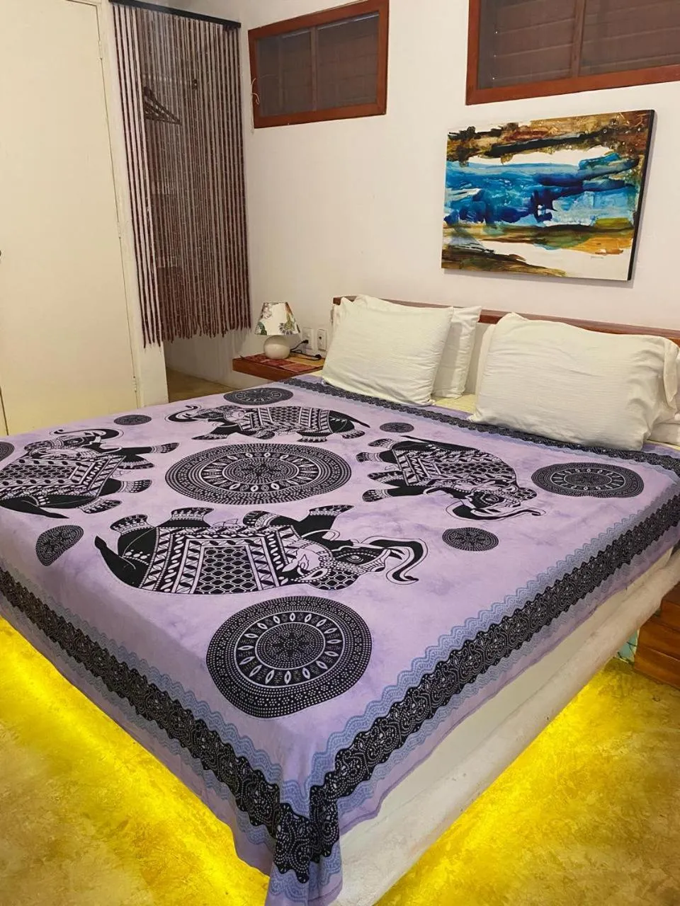 Bed in Casa de las Olas Surf & Beach Club