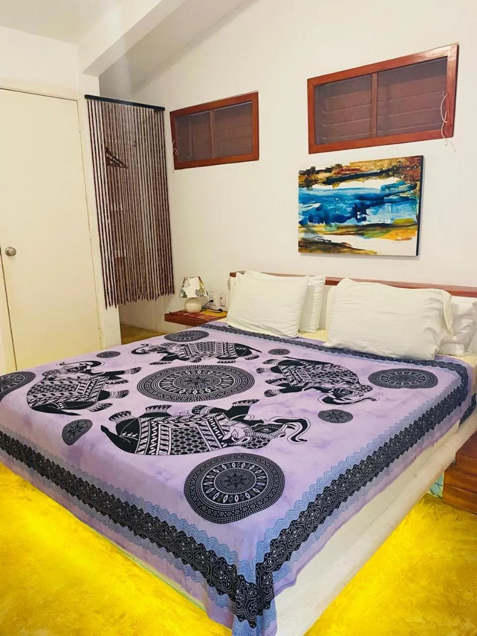 Bed in Casa de las Olas Surf & Beach Club