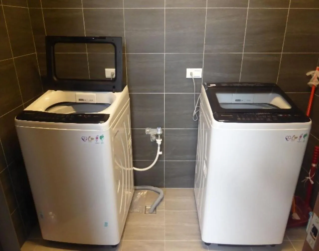 Area and facilities in Honest & Warm Hotel