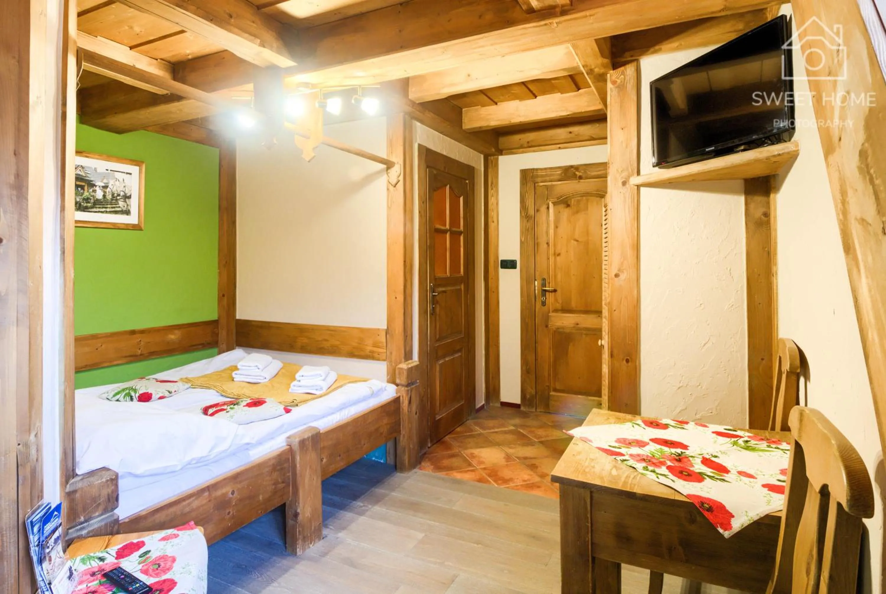 Photo of the whole room, Bed in Góralski Dwór