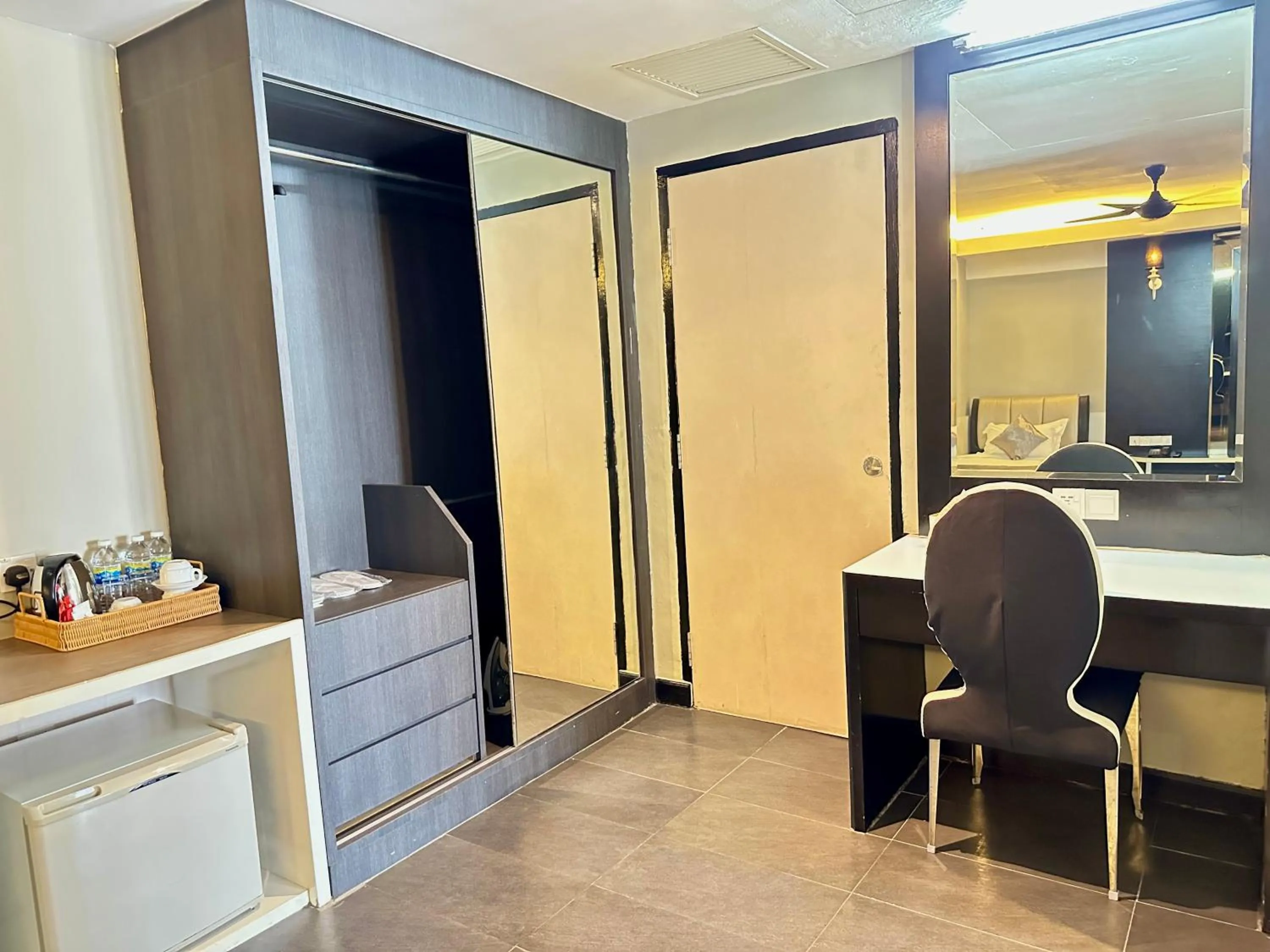 Coffee/tea facilities in The Sterling Boutique Hotel Melaka