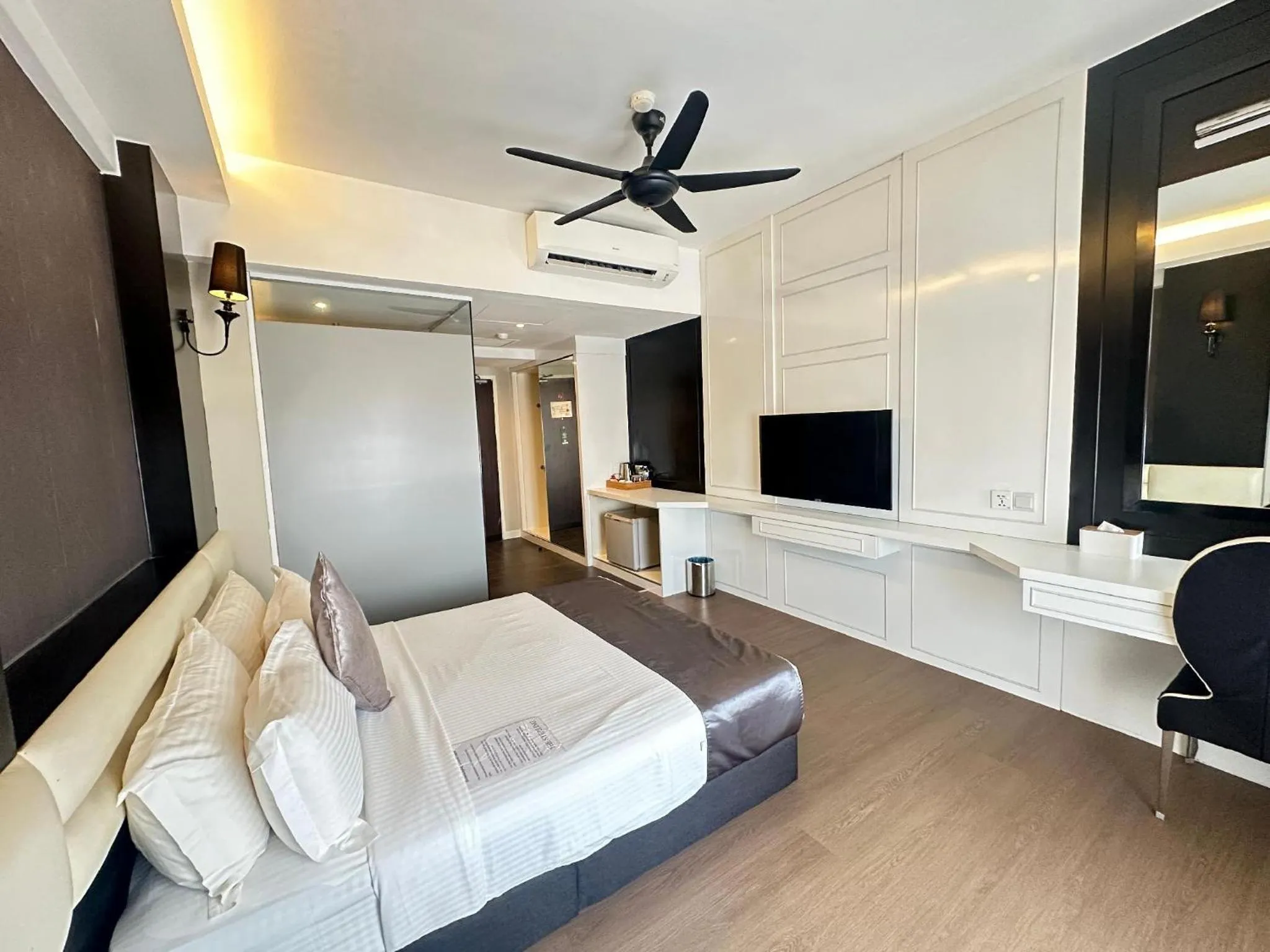 TV and multimedia, Bed in The Sterling Boutique Hotel Melaka