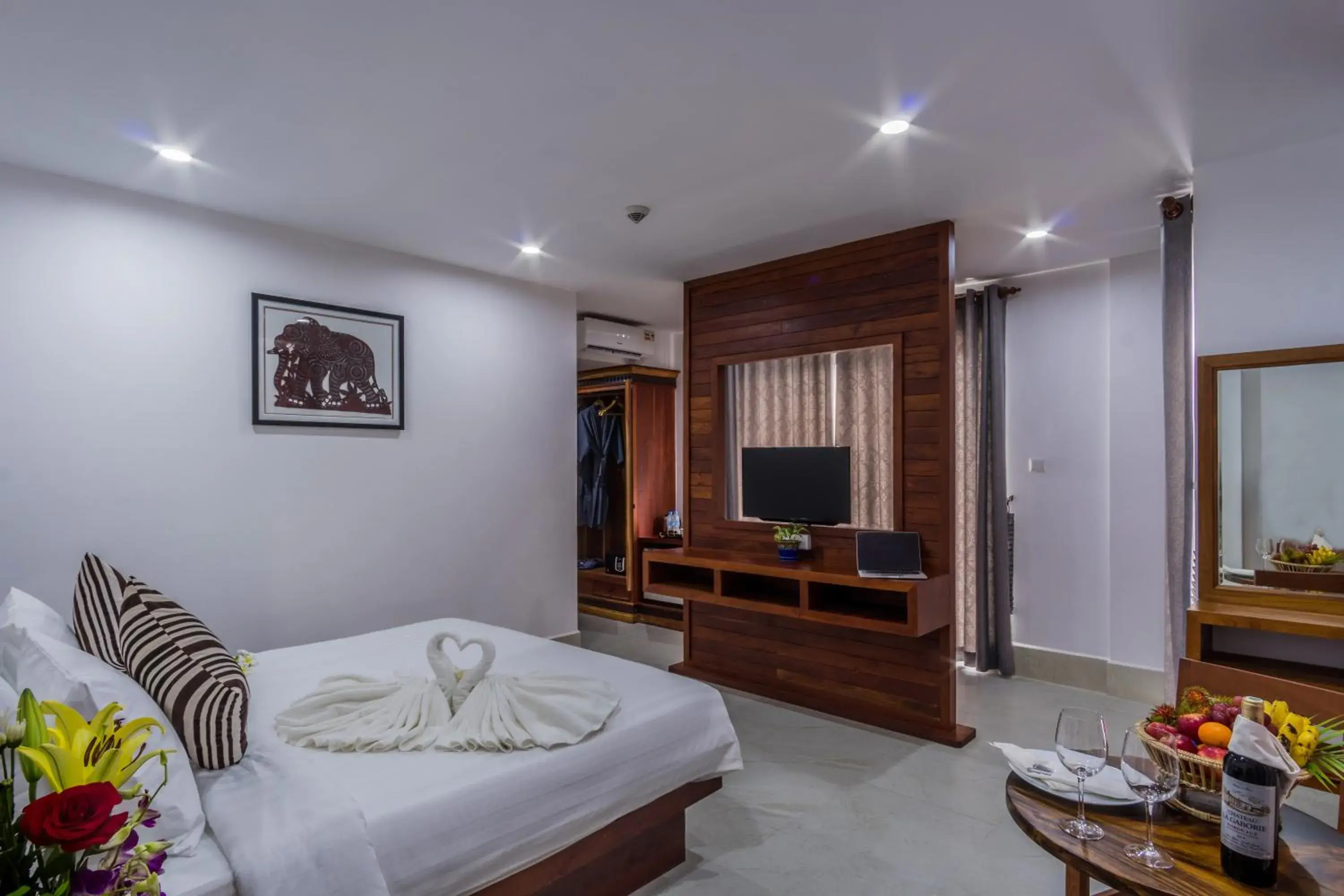 Nearby landmark, TV/Entertainment Center in Angkor City View Hotel