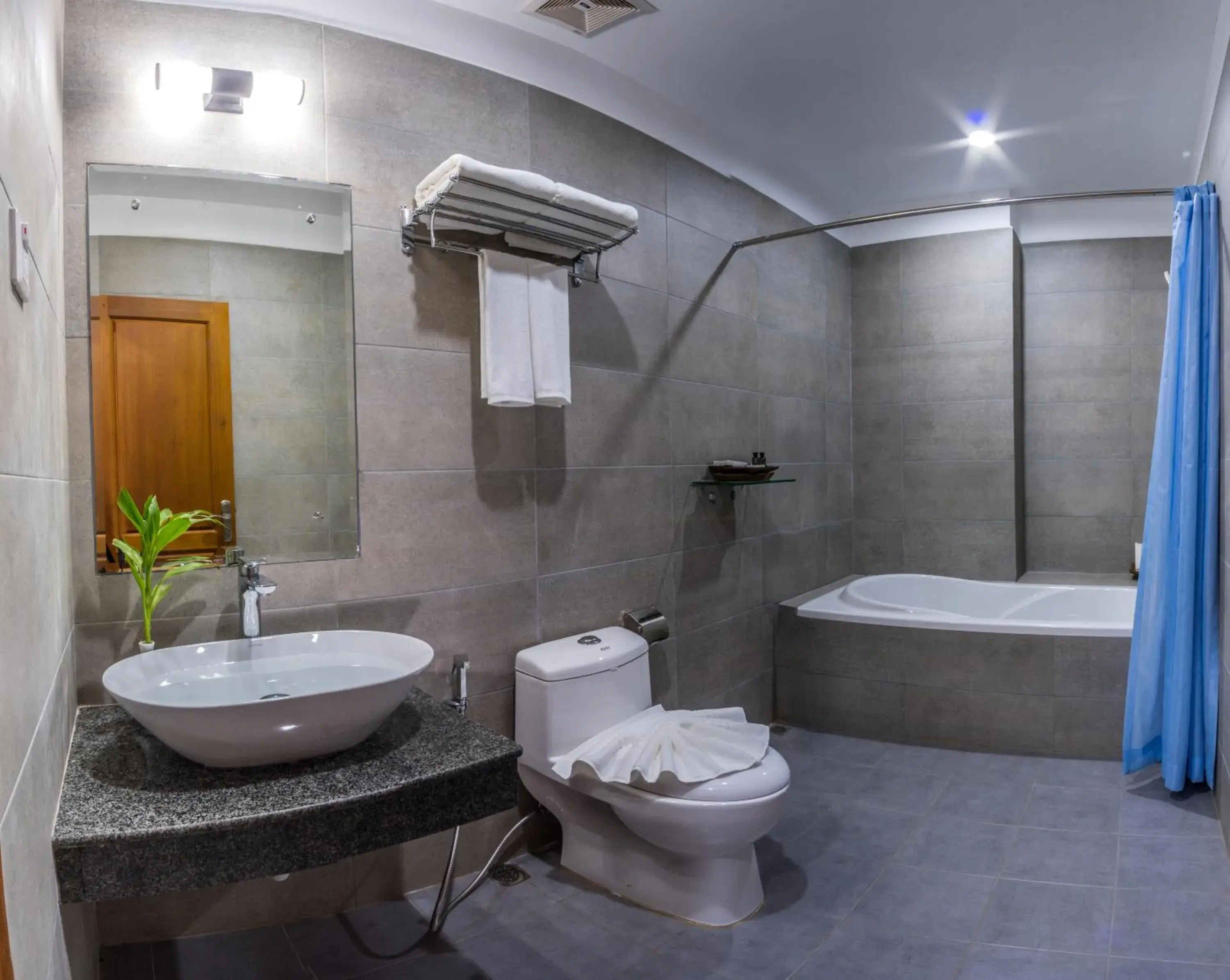 Shower, Bathroom in Angkor City View Hotel