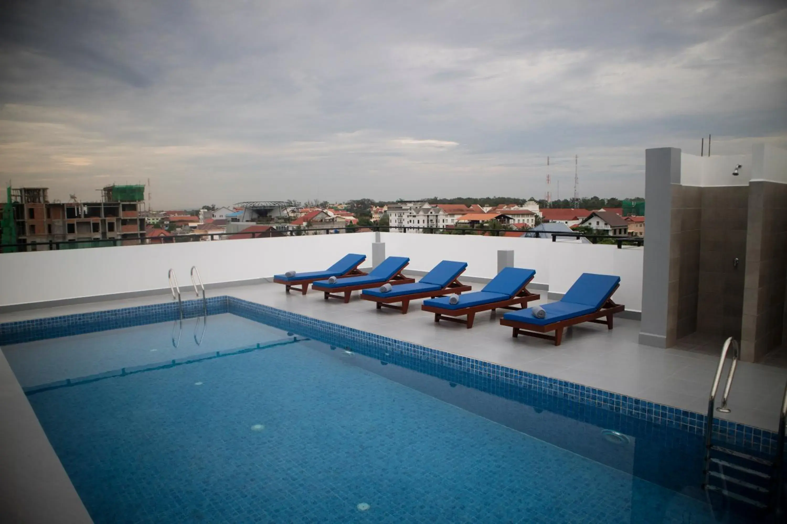 Restaurant/places to eat, Swimming Pool in Angkor City View Hotel