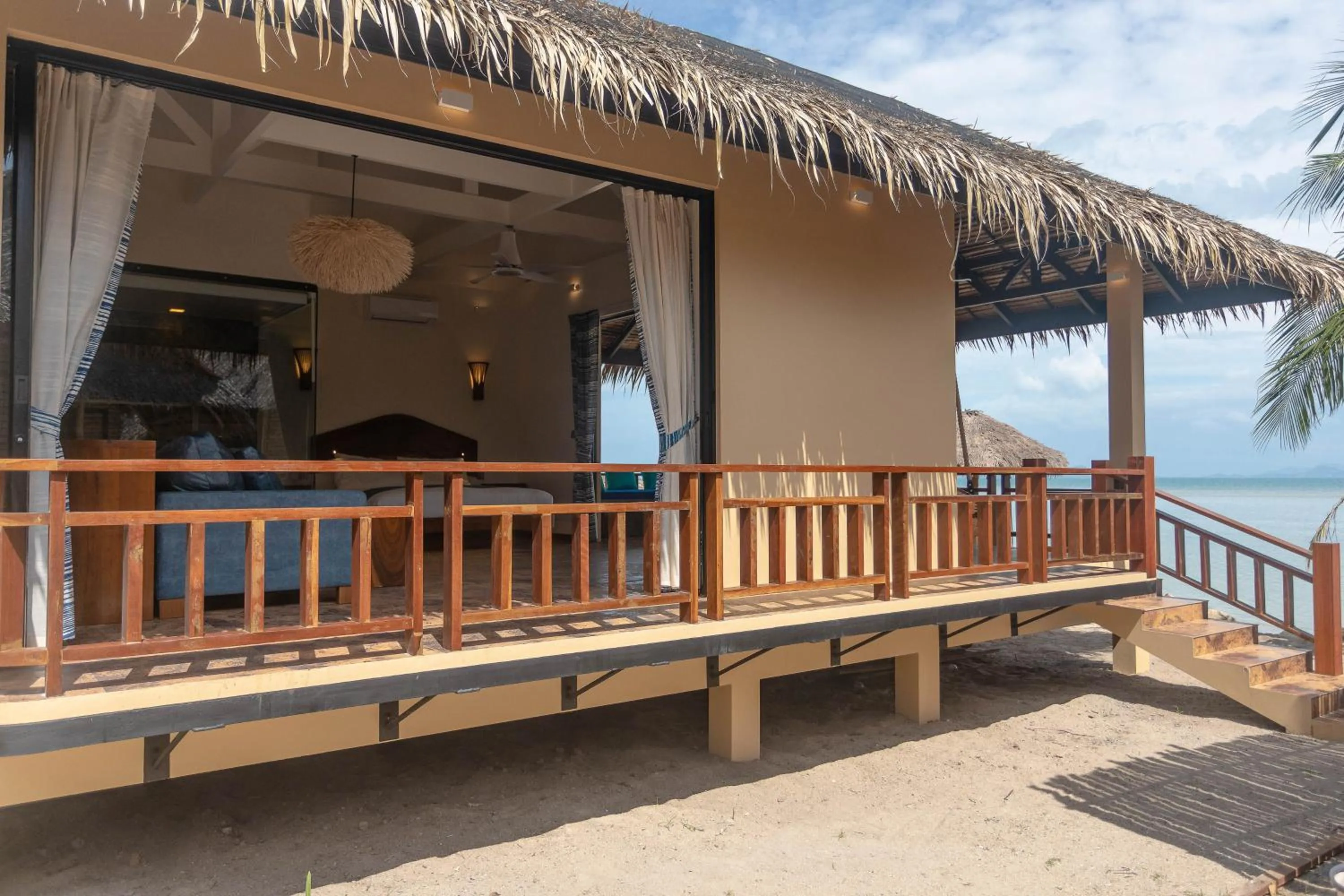 Balcony/Terrace in Absolute Beachfront Resort
