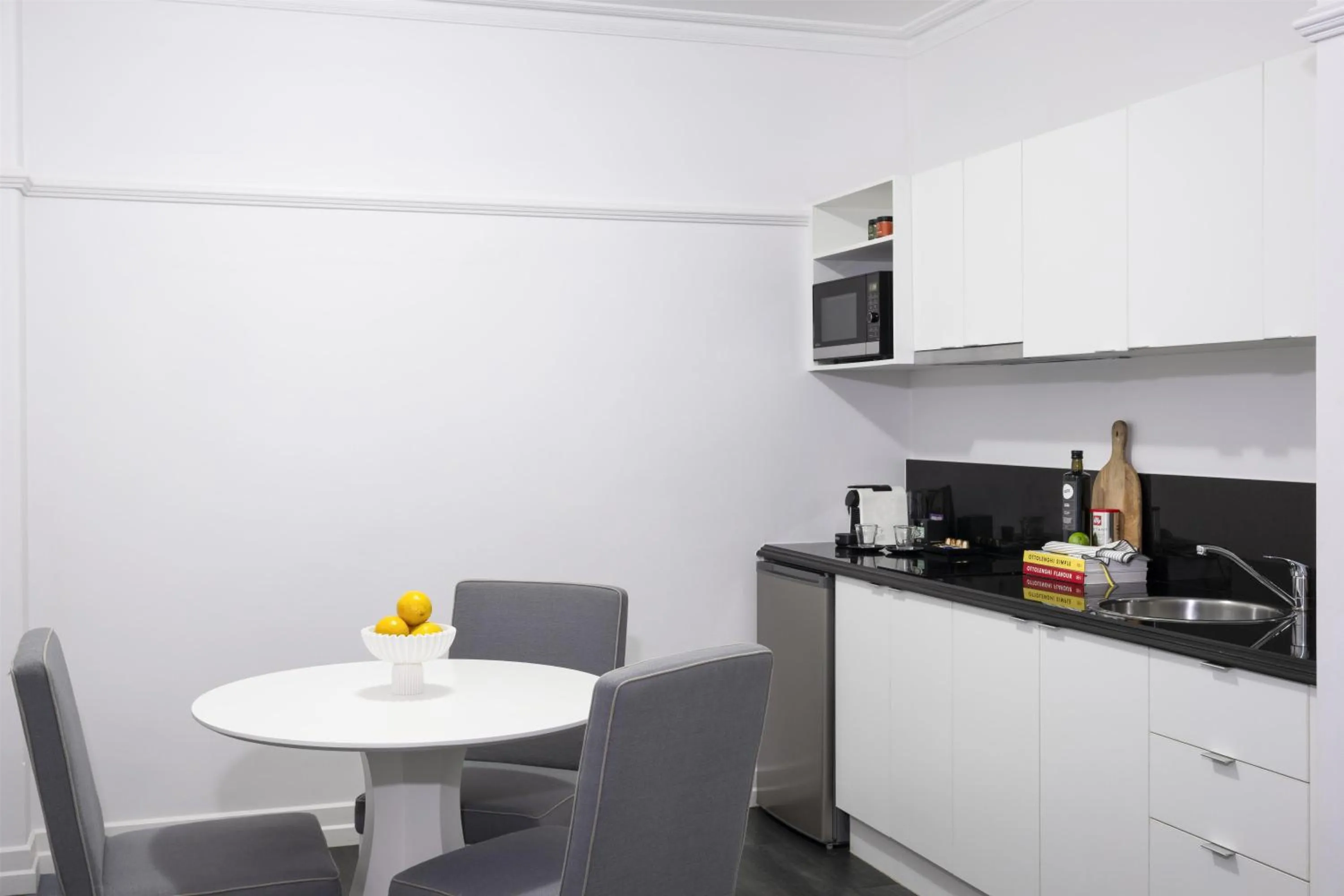 Bedroom in Adina Apartment Hotel Brisbane Anzac Square