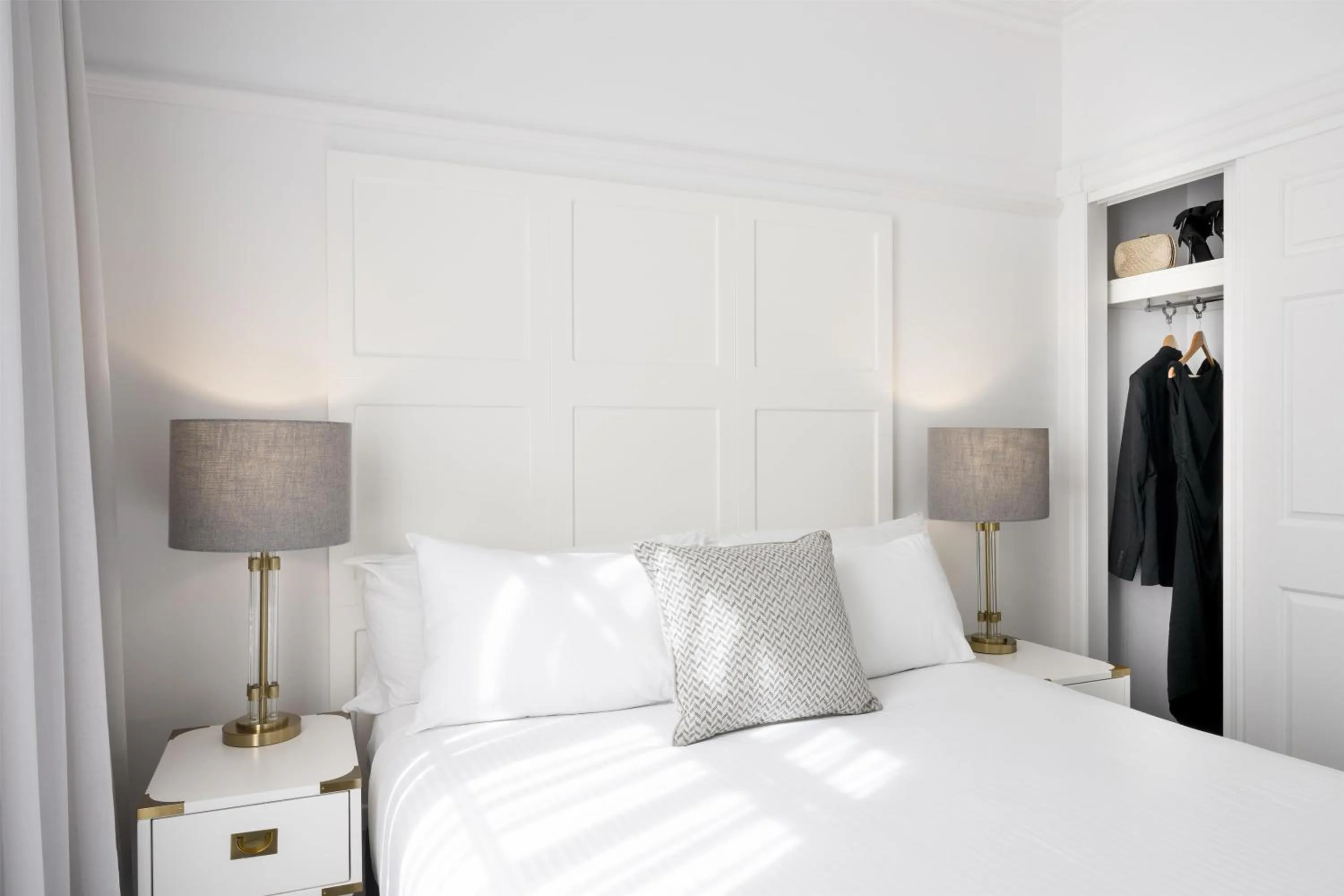 Bedroom, Bed in Adina Apartment Hotel Brisbane Anzac Square