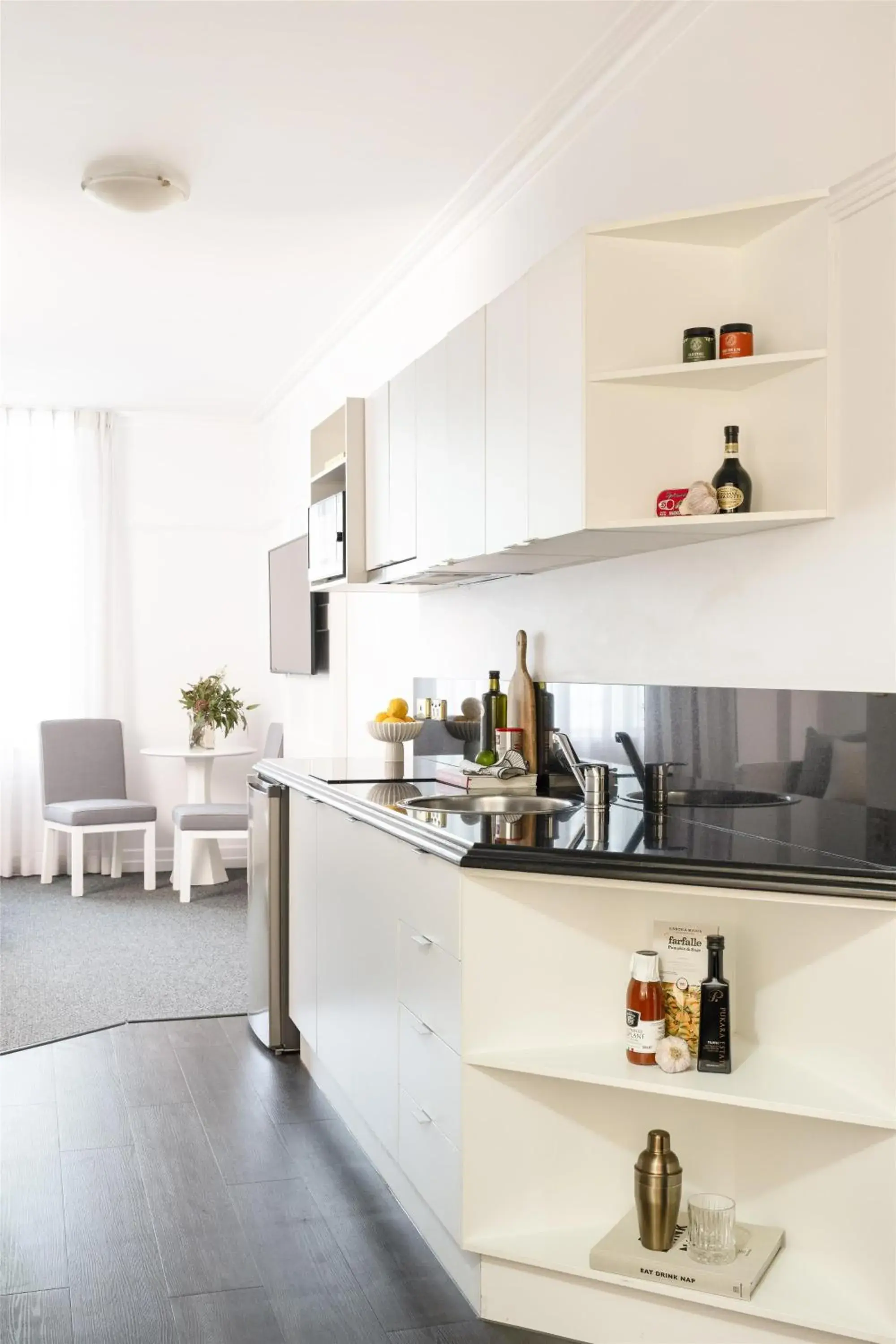 Bedroom in Adina Apartment Hotel Brisbane Anzac Square Bedroom in Adina Apartment Hotel Brisbane Anzac Square