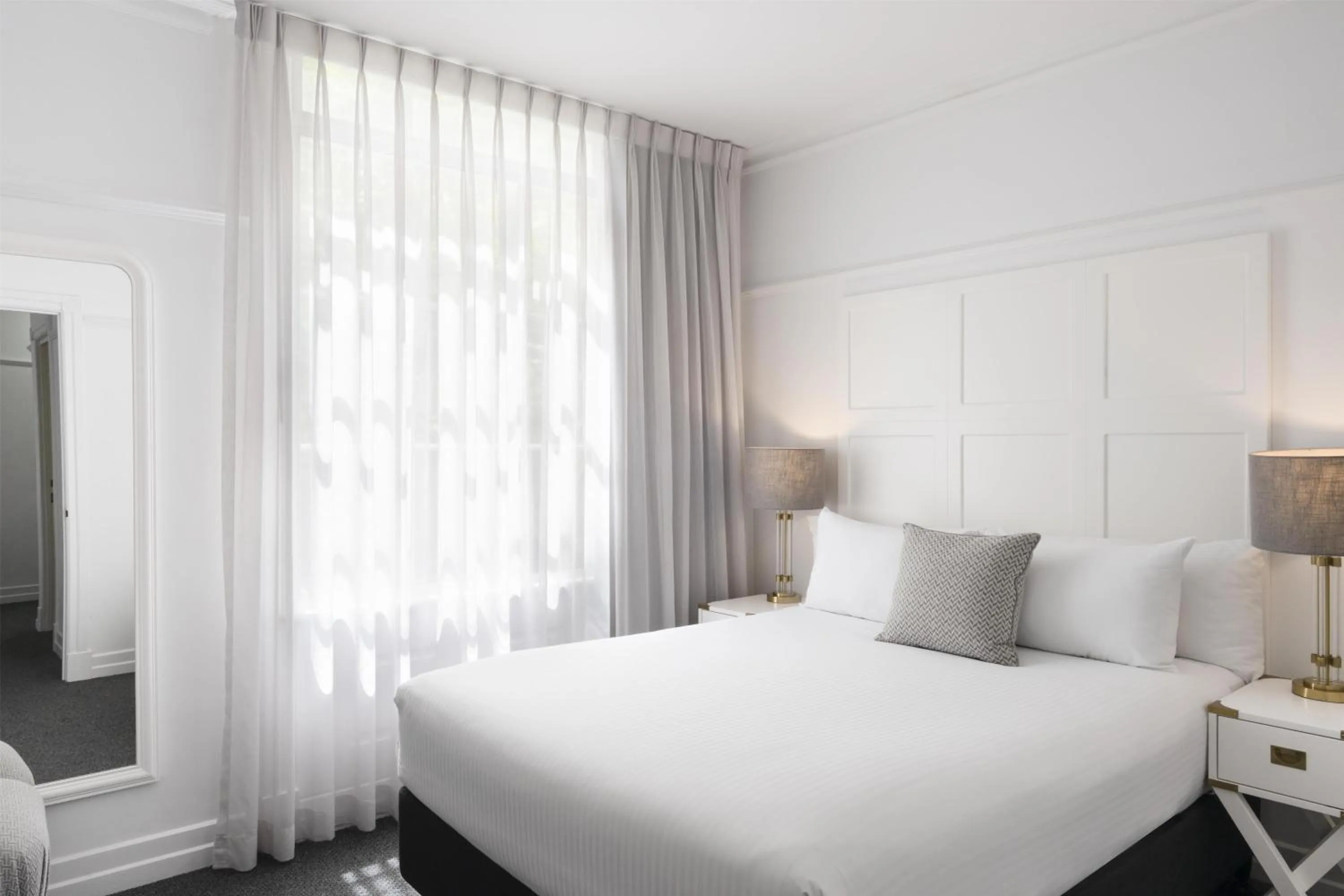 Bedroom, Bed in Adina Apartment Hotel Brisbane Anzac Square