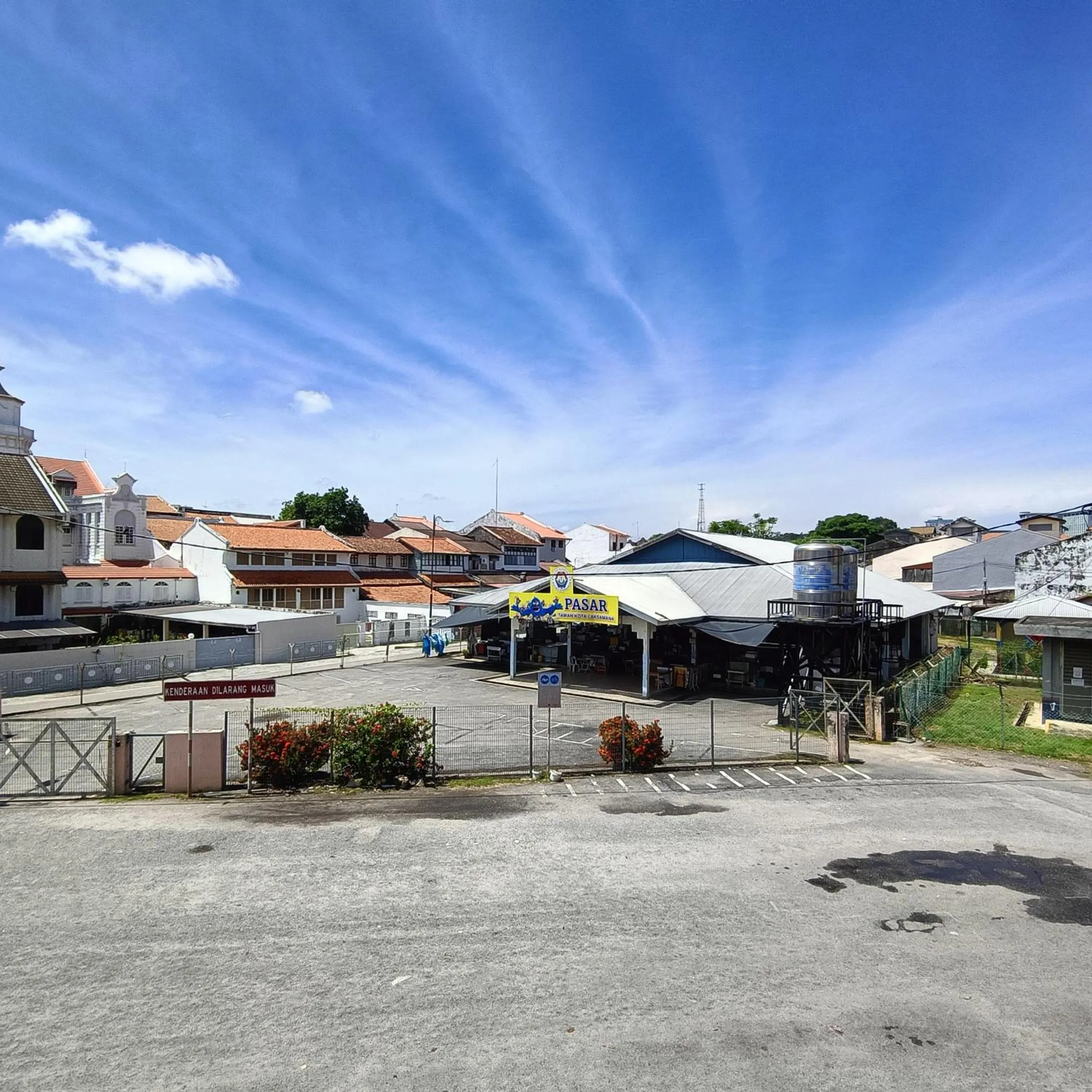Street view in Kota Lodge Guest House