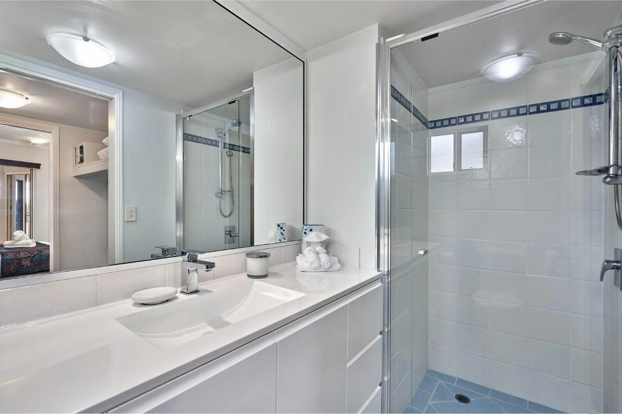 North Cove Waterfront Suites