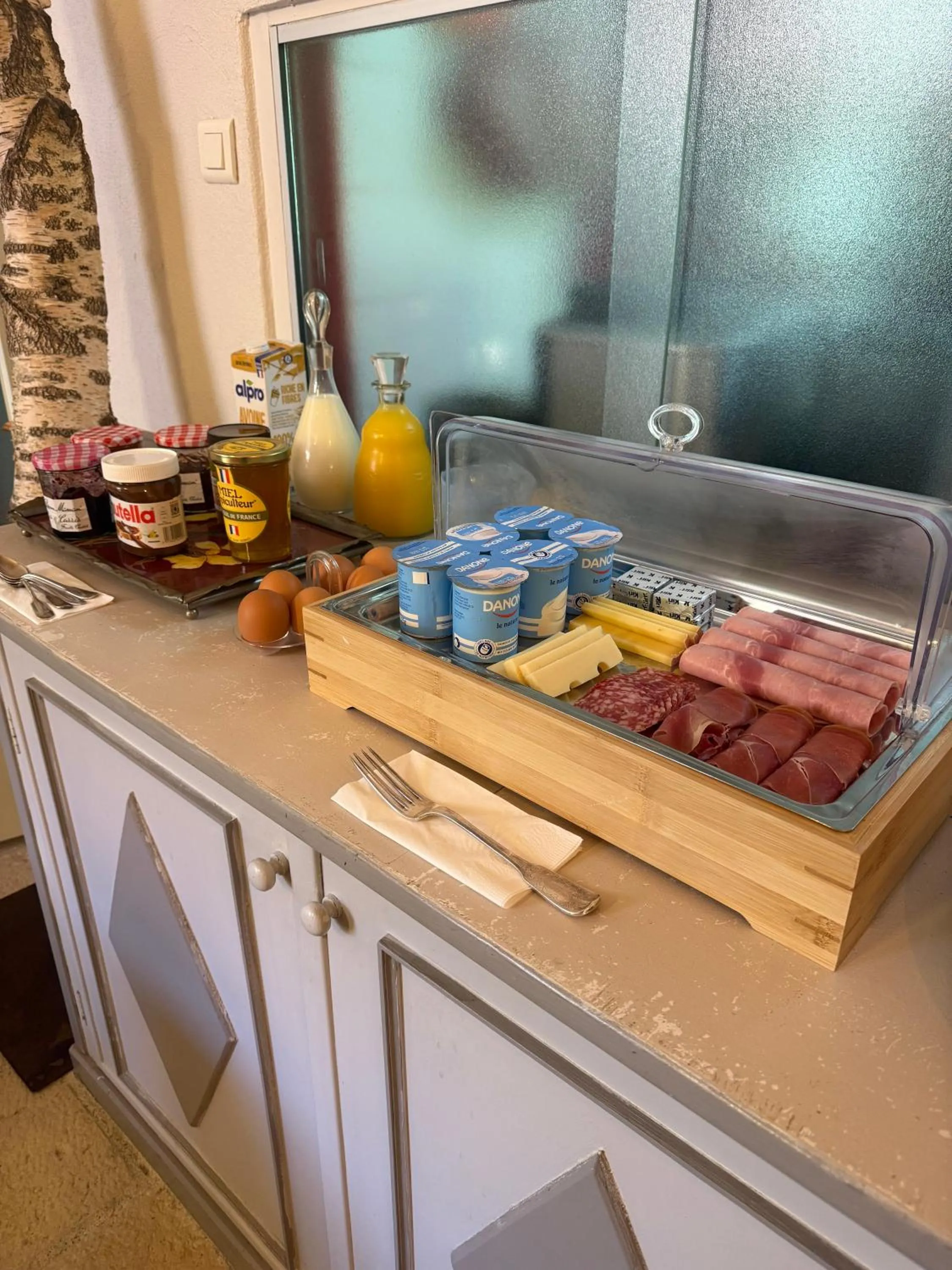 Restaurant/places to eat in Domaine Les Bertrands