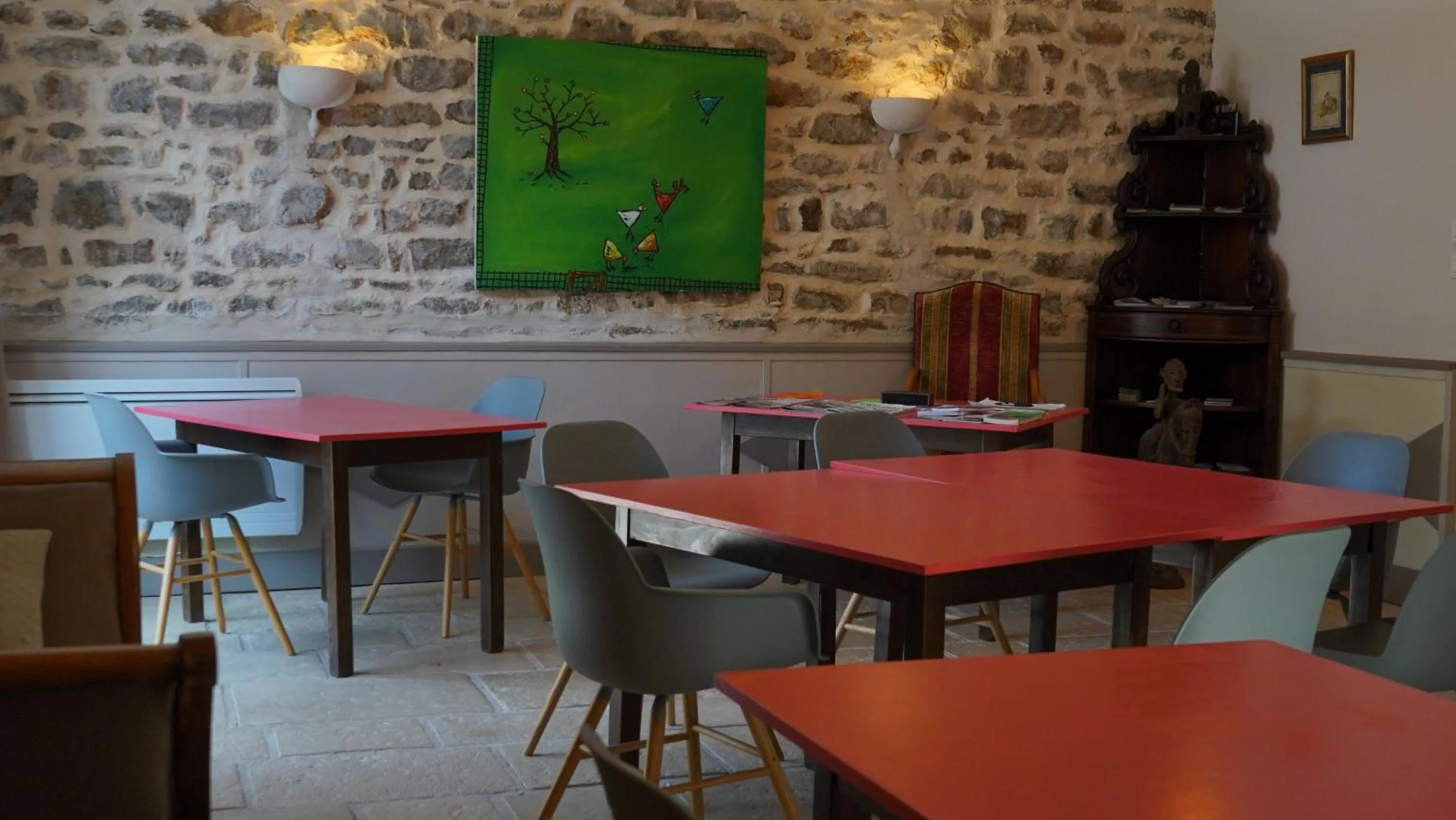 Restaurant/places to eat in Domaine Les Bertrands