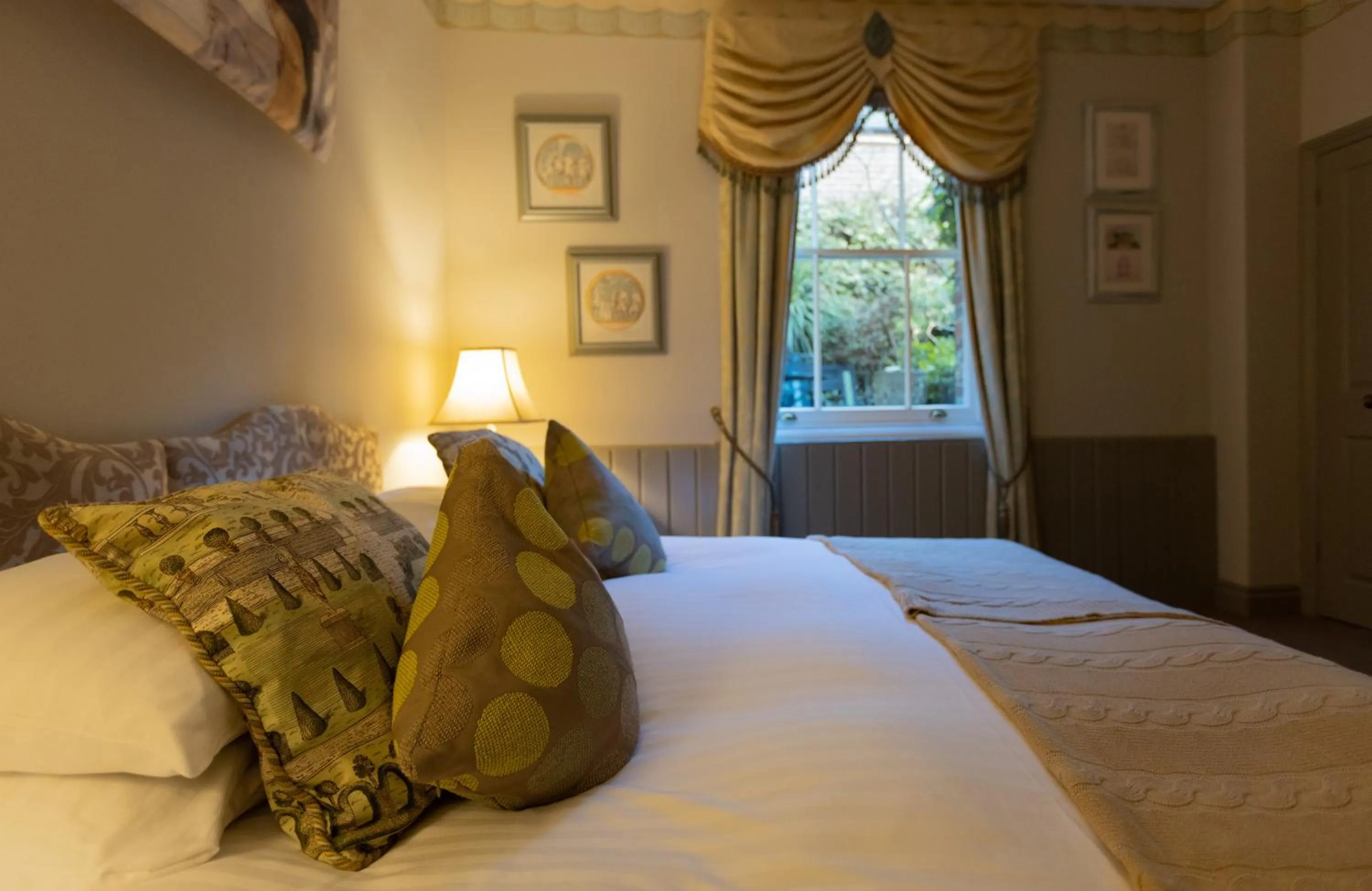 Property building, Bed in Britannia House