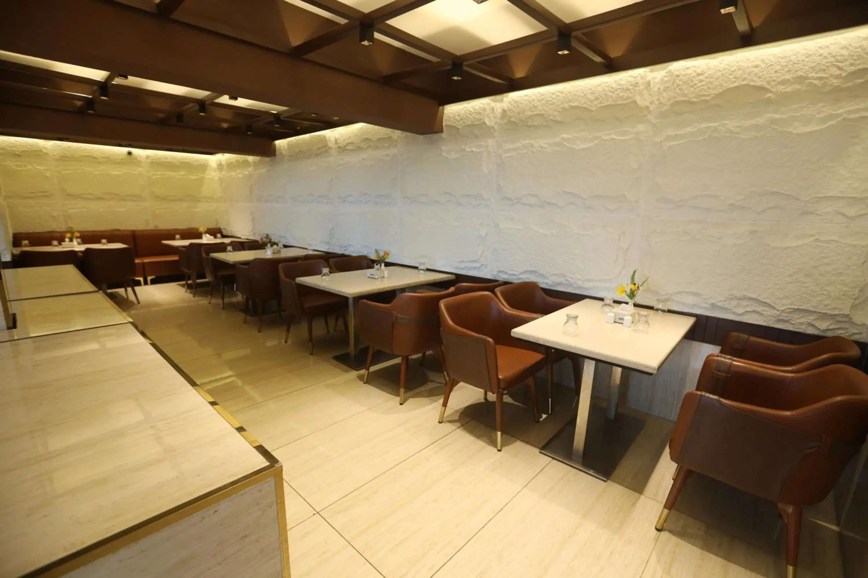 Restaurant/places to eat in Delightz Inn Restaurant/places to eat in Delightz Inn