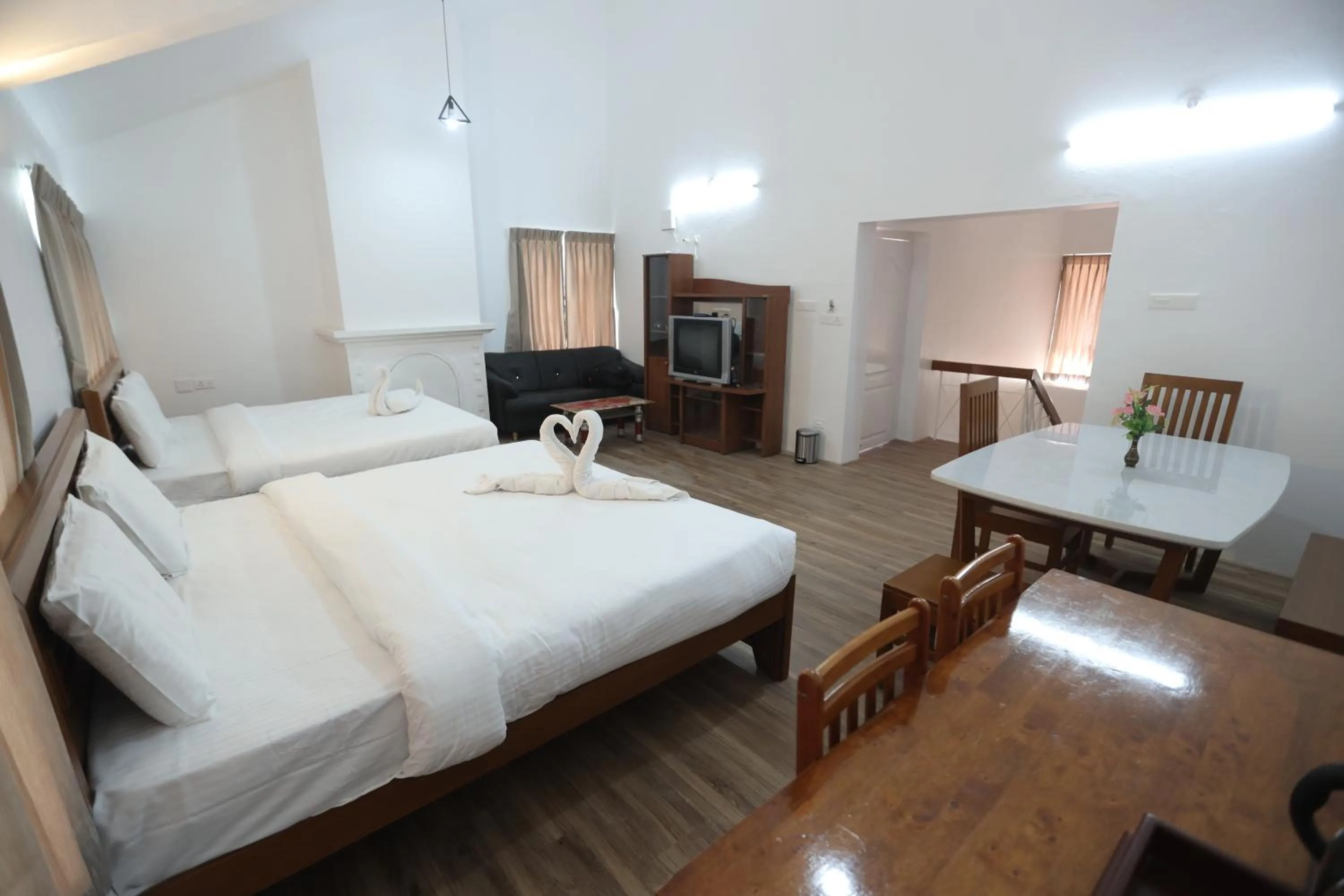 TV and multimedia, Bed in Delightz Inn