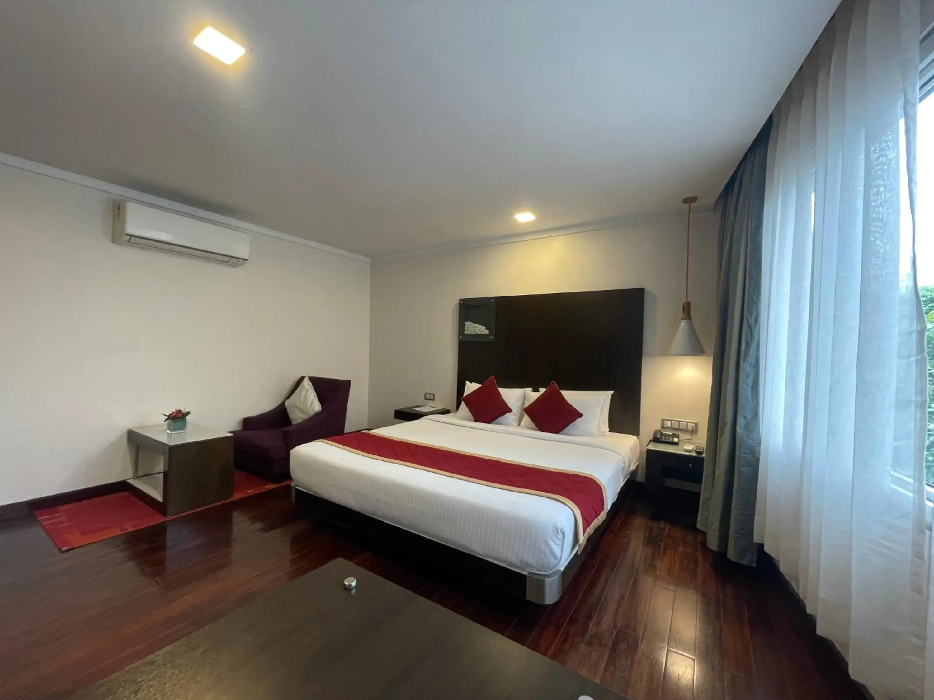 Bed in 37th Crescent Hotel Bengaluru Bed in 37th Crescent Hotel Bengaluru