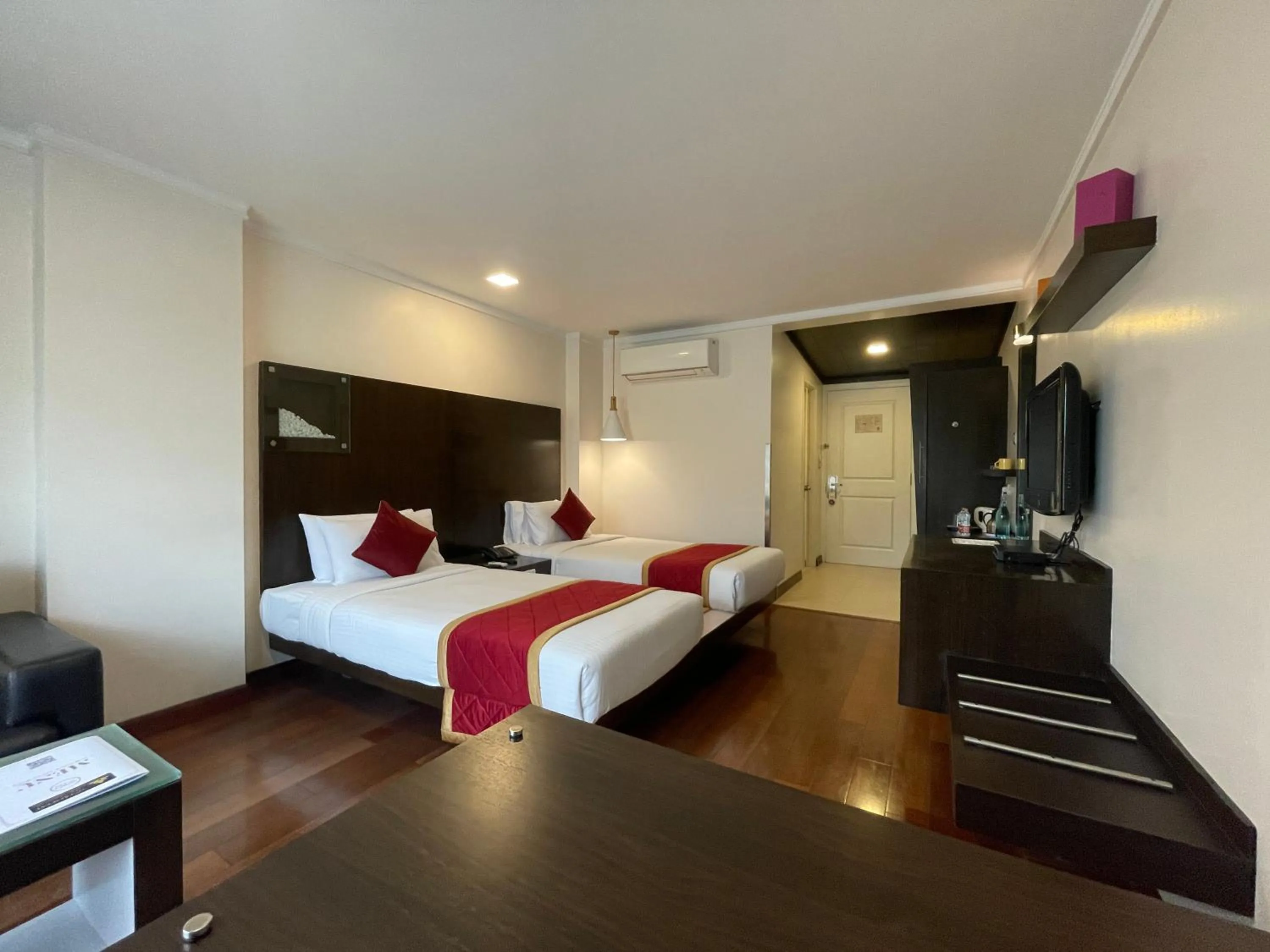 Bed in 37th Crescent Hotel Bengaluru