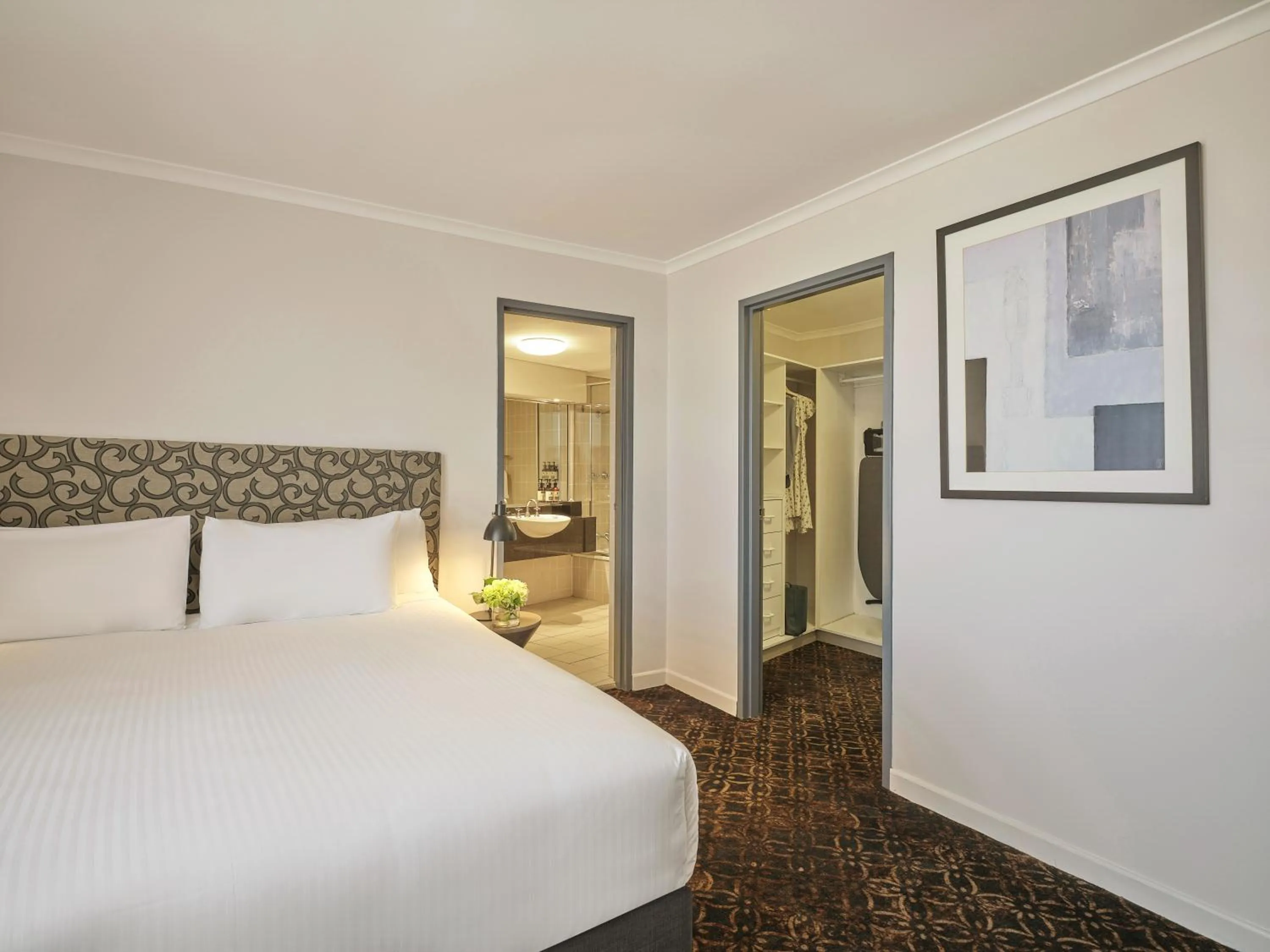 Bed in Rendezvous Hotel Sydney The Rocks