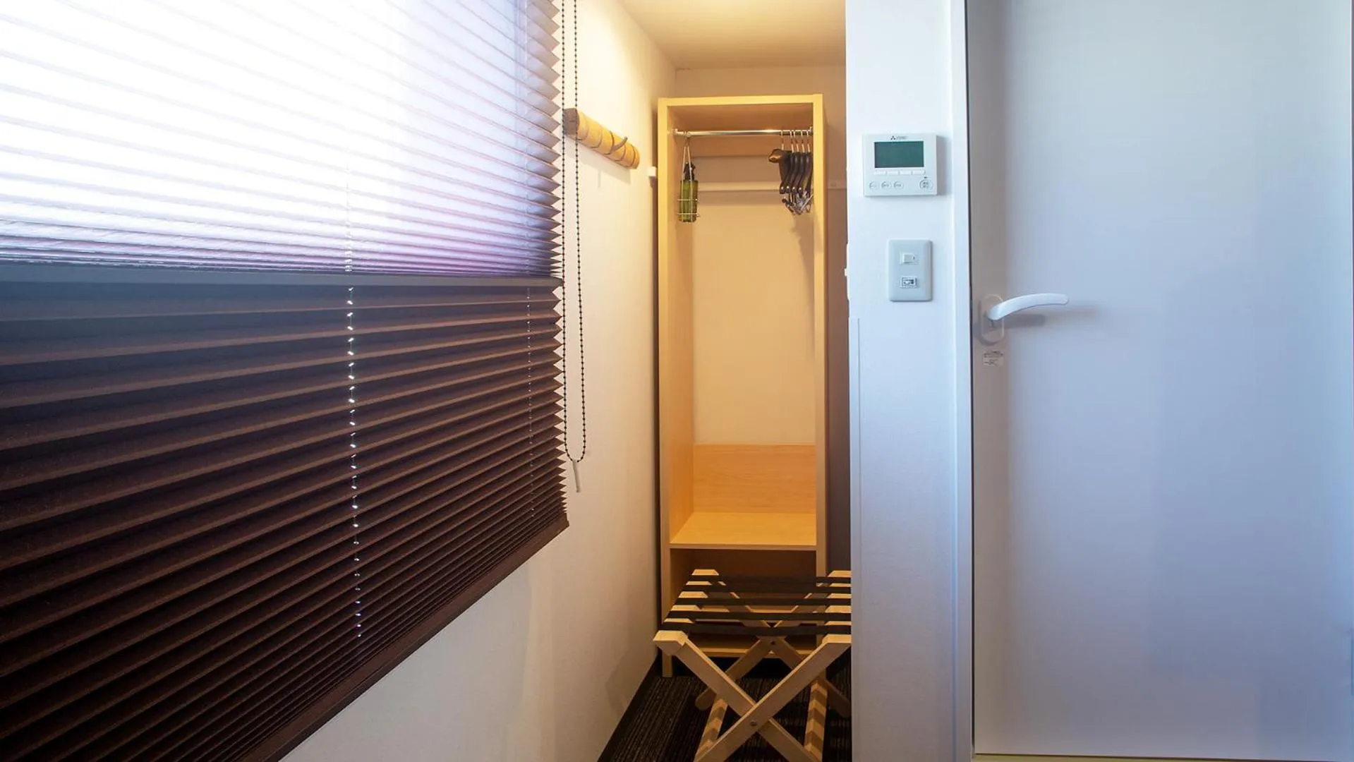 wardrobe in Hotel Kuretakeso Hiroshima Otemachi