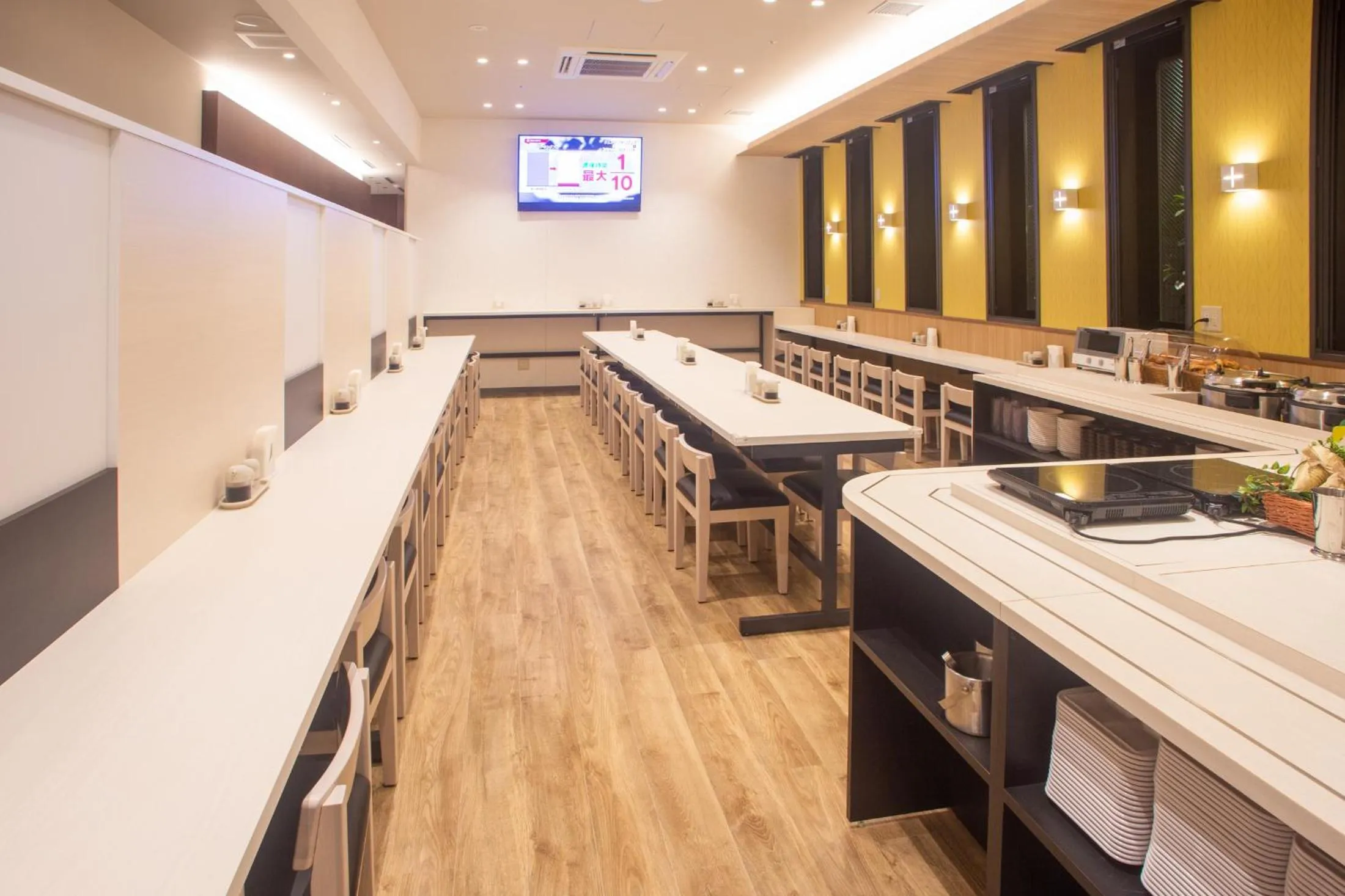 Restaurant/places to eat in Hotel Kuretakeso Hiroshima Otemachi