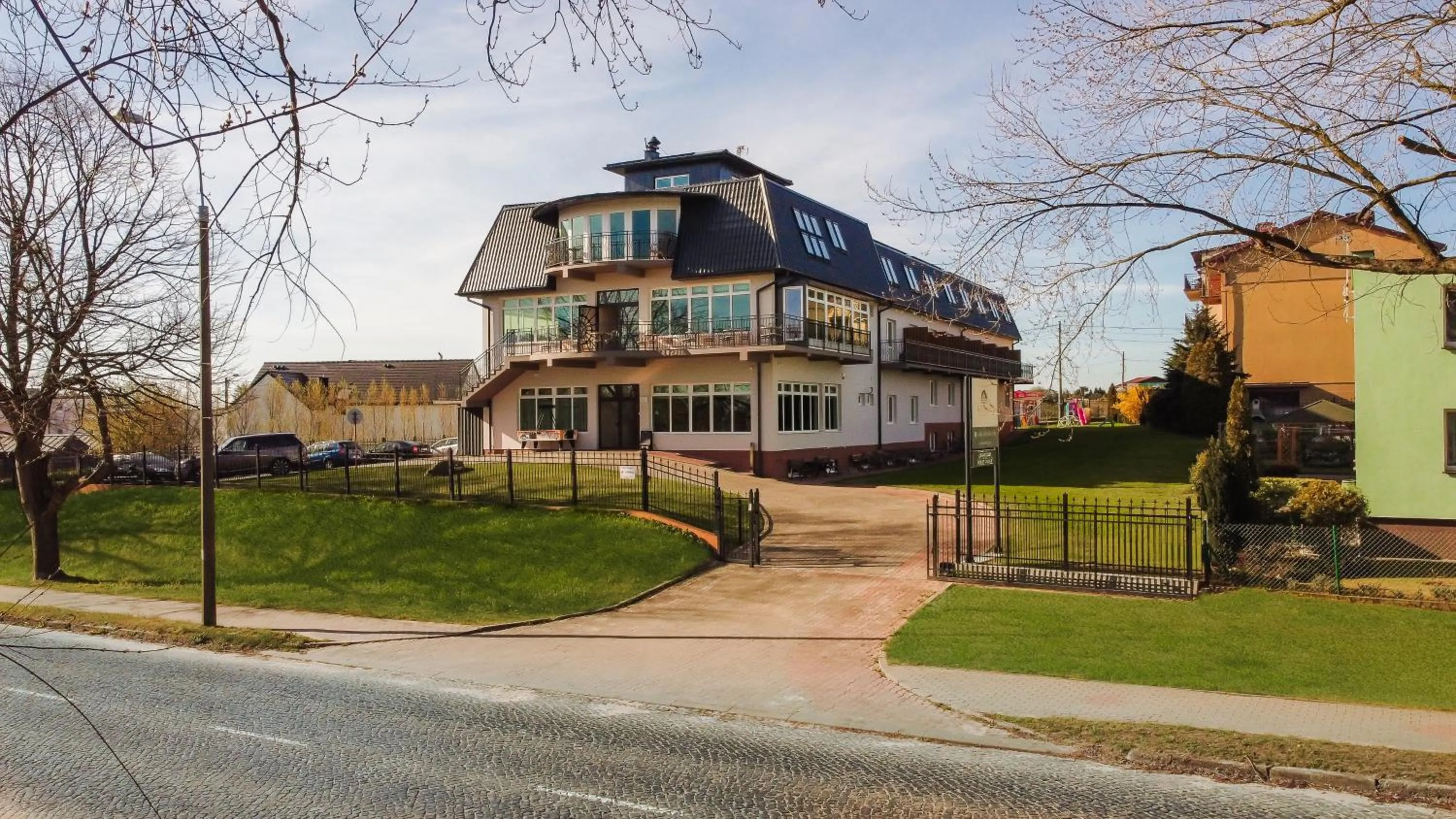Property building in Hotel Kliper