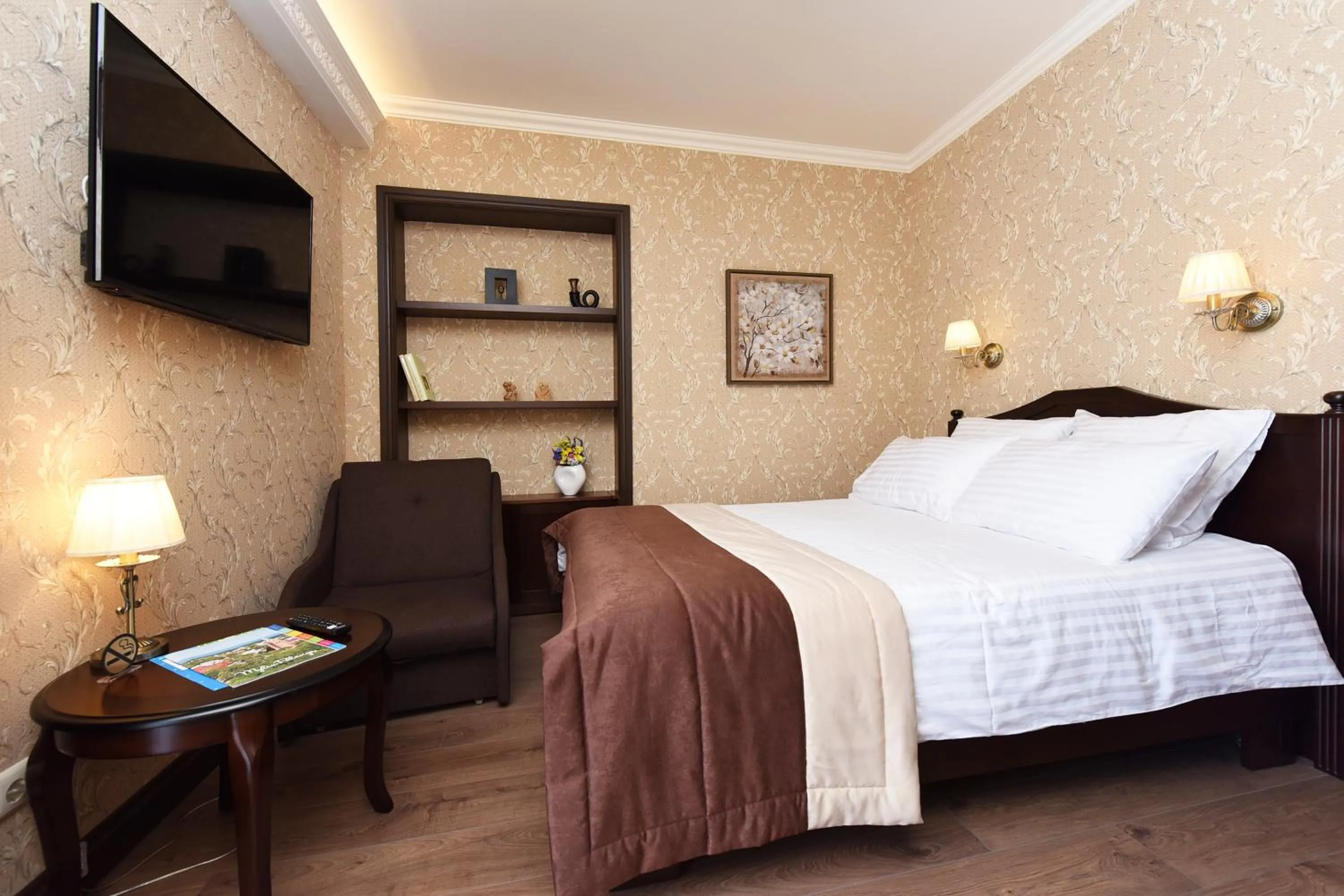 Bed in KEY for REST