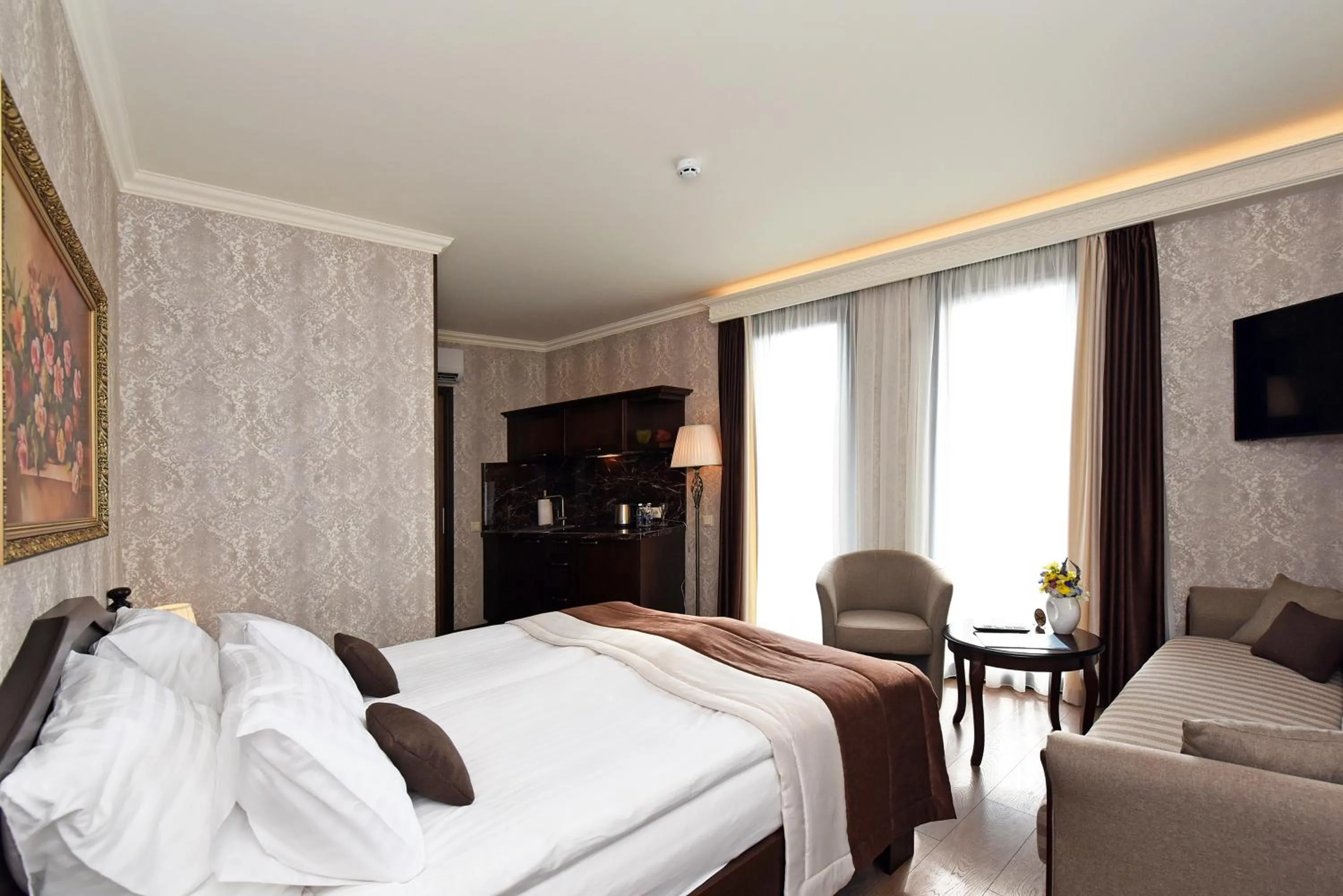 Bed in KEY for REST