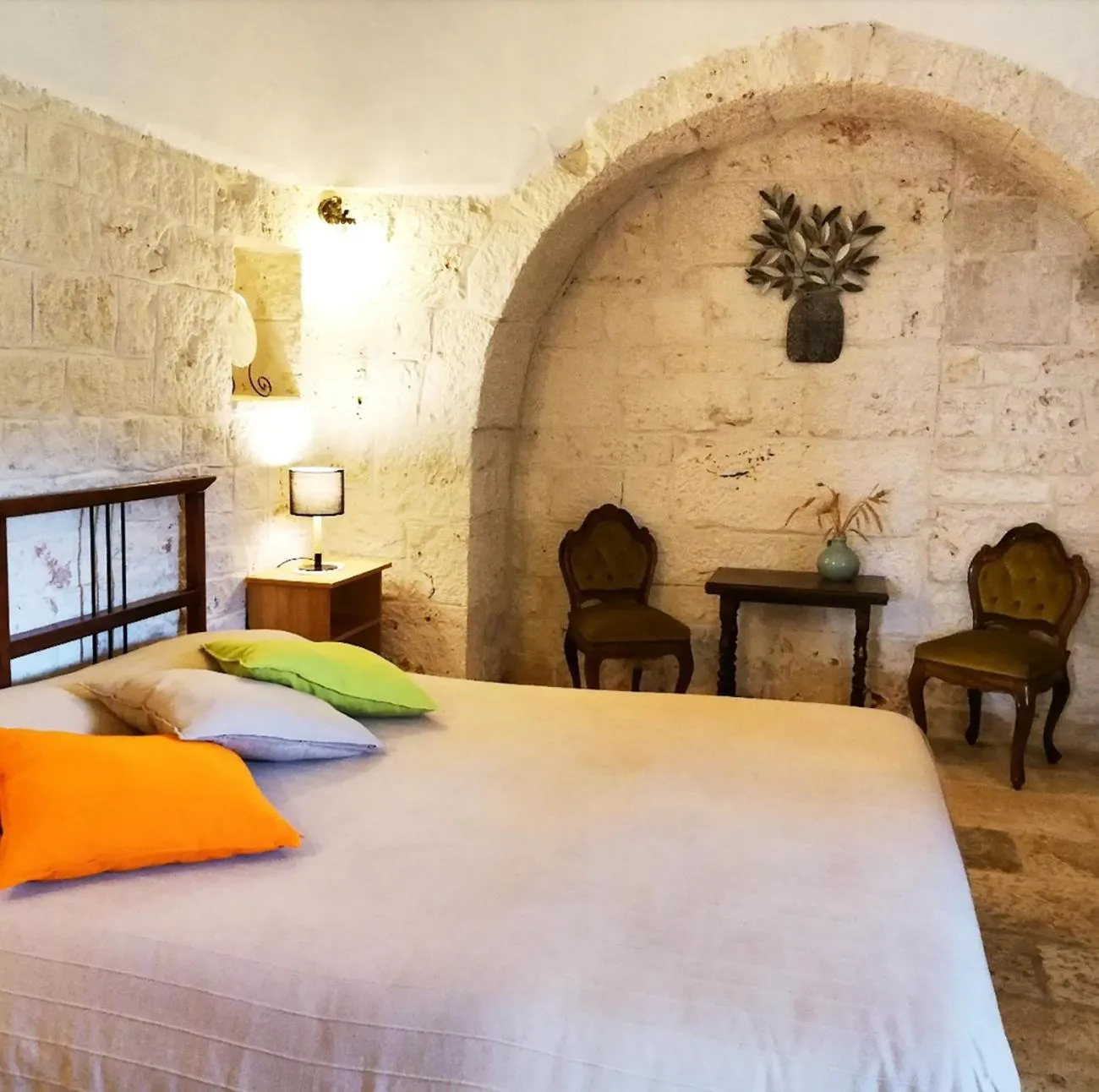Photo of the whole room, Bed in Trulli Panoramici