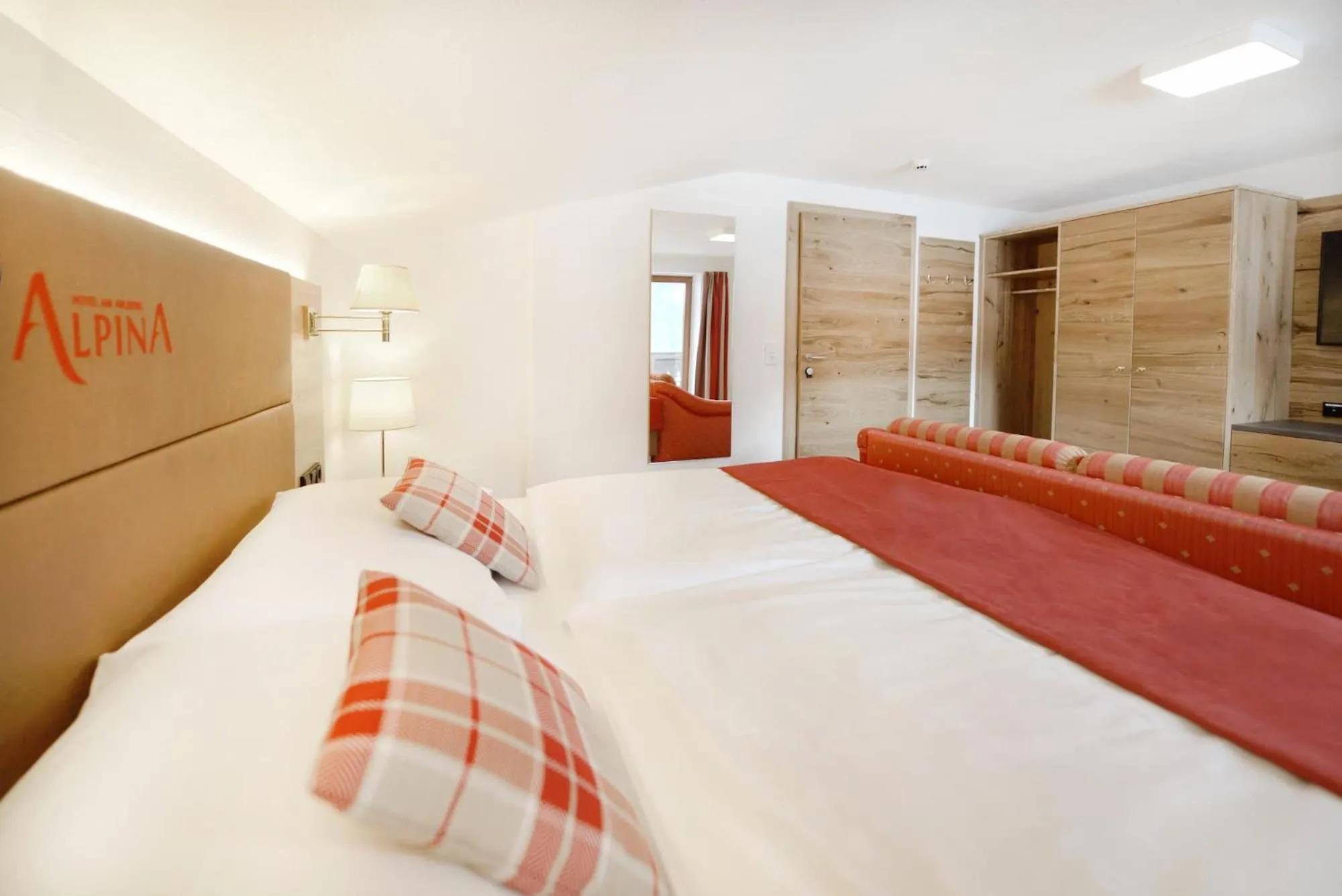 Bed in Hotel Alpina Superior