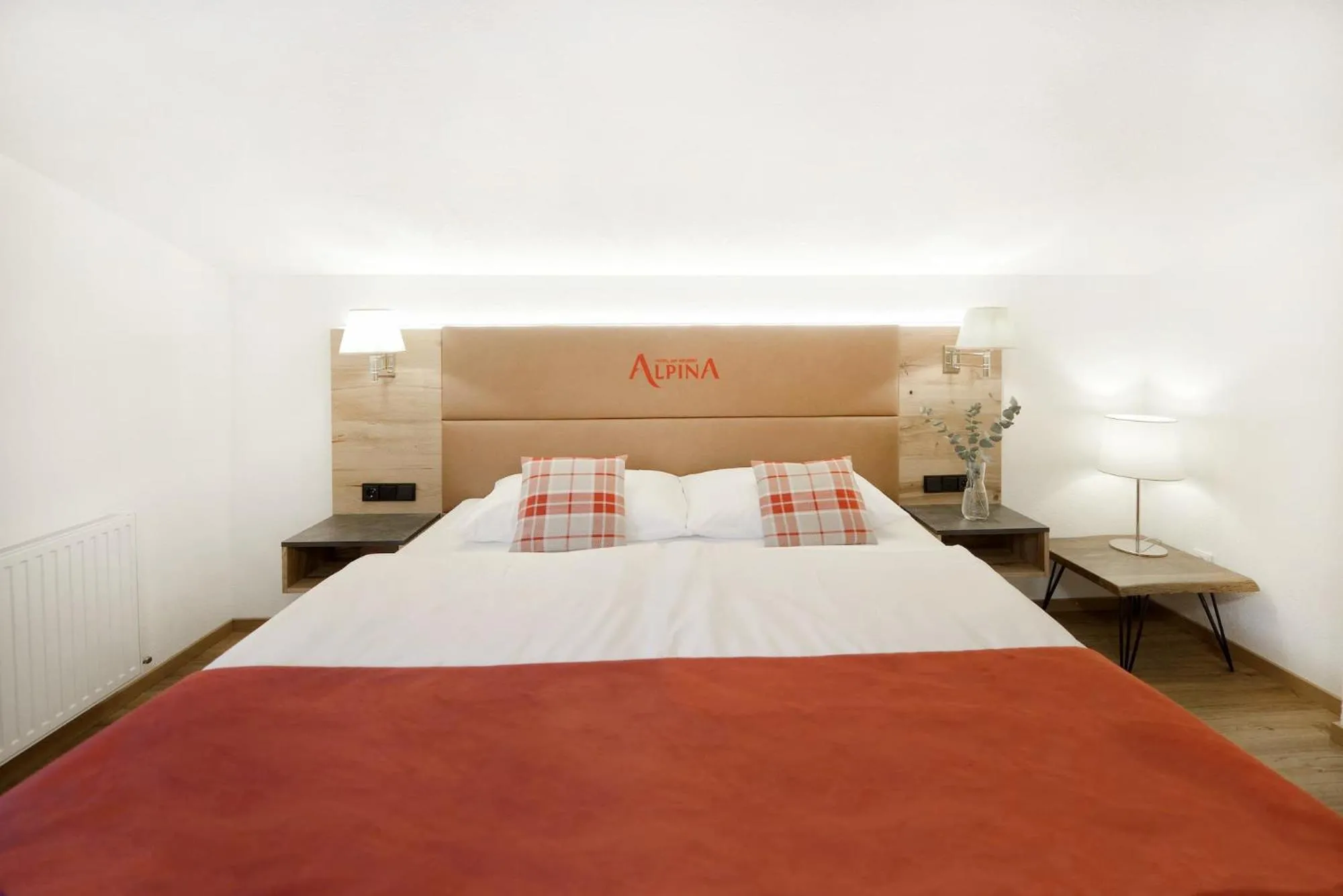 Bed in Hotel Alpina Superior