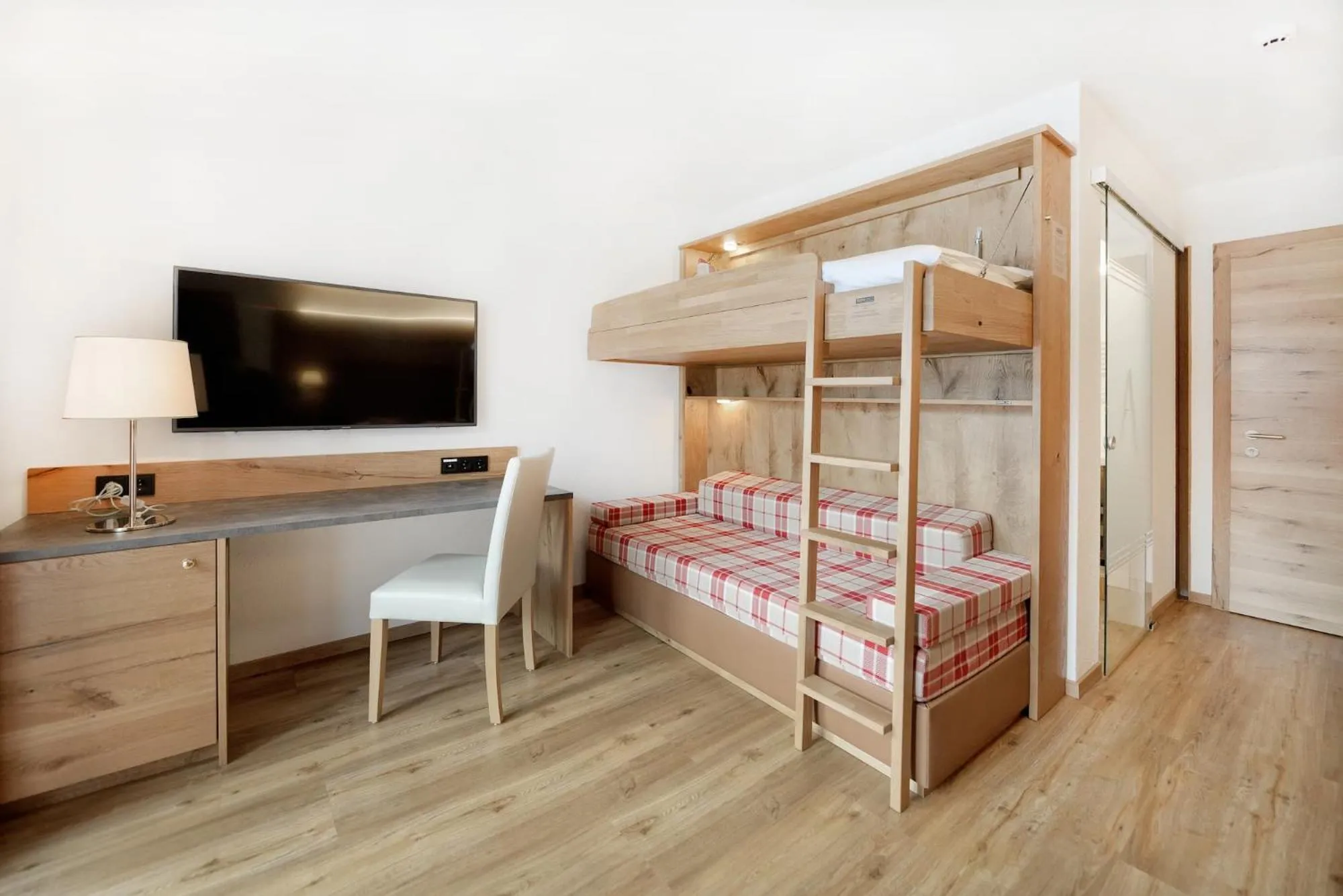 Bed in Hotel Alpina Superior