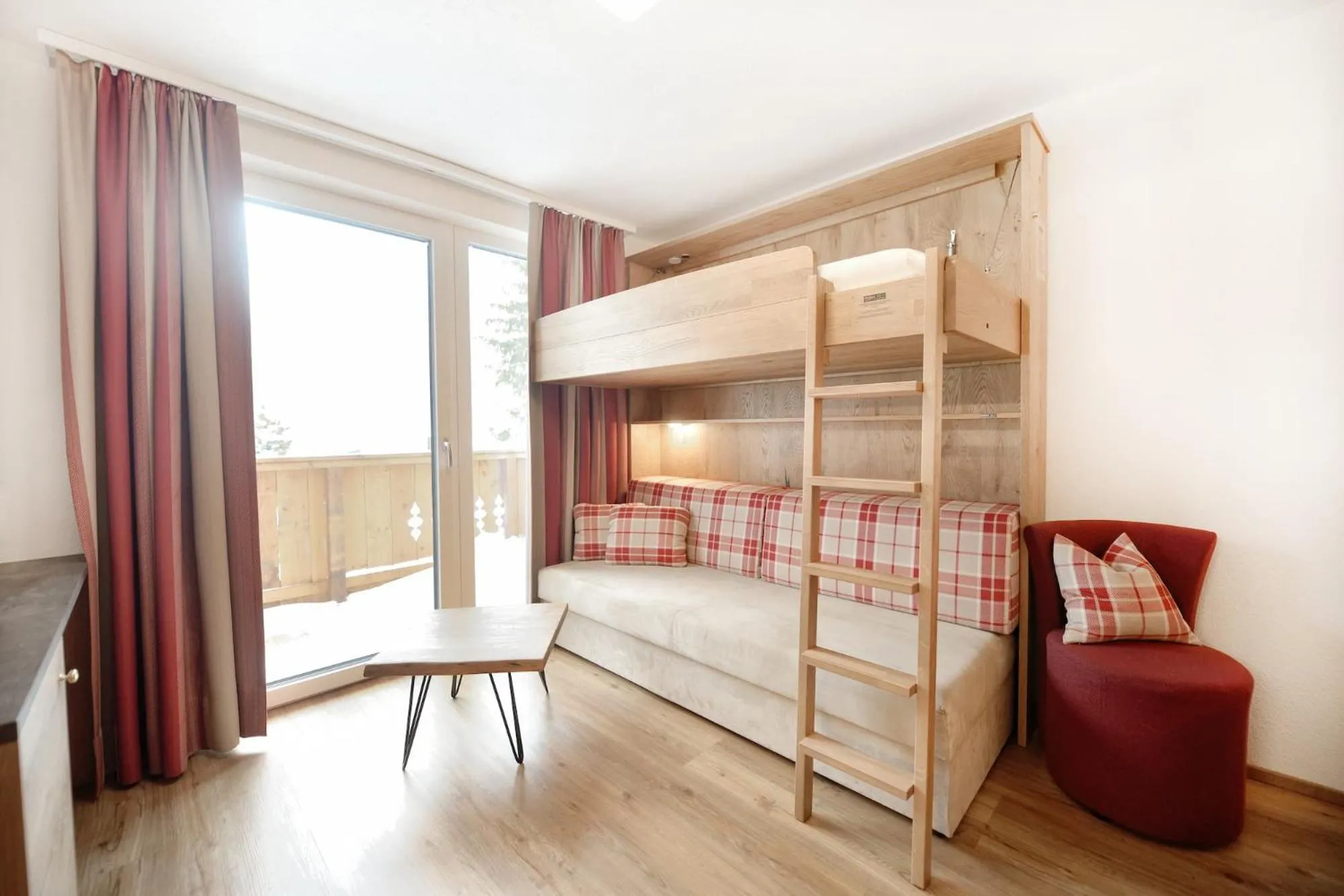 Bed in Hotel Alpina Superior