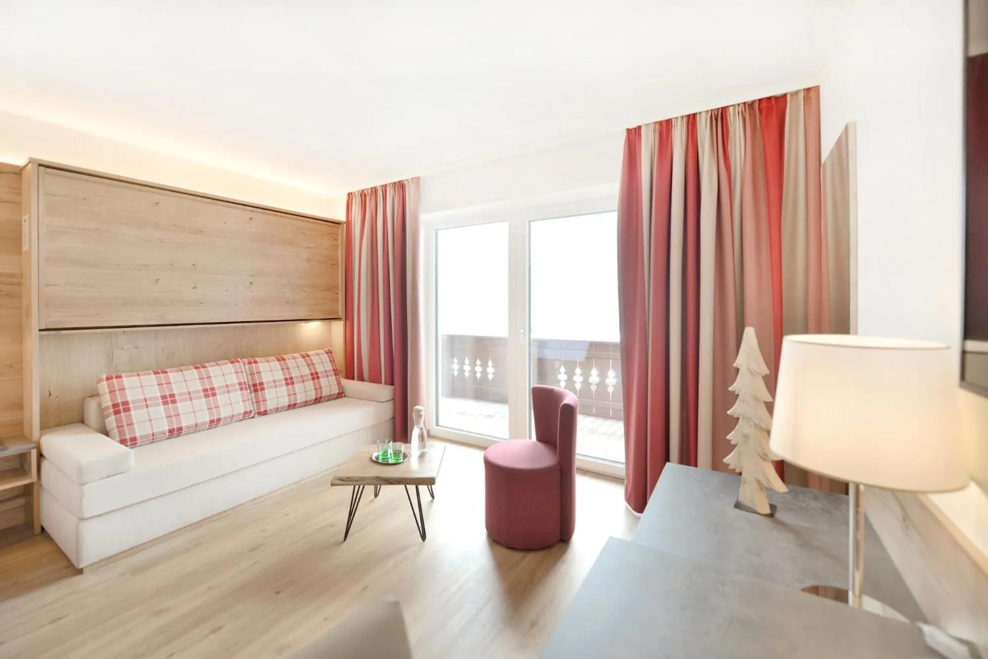 Bed in Hotel Alpina Superior