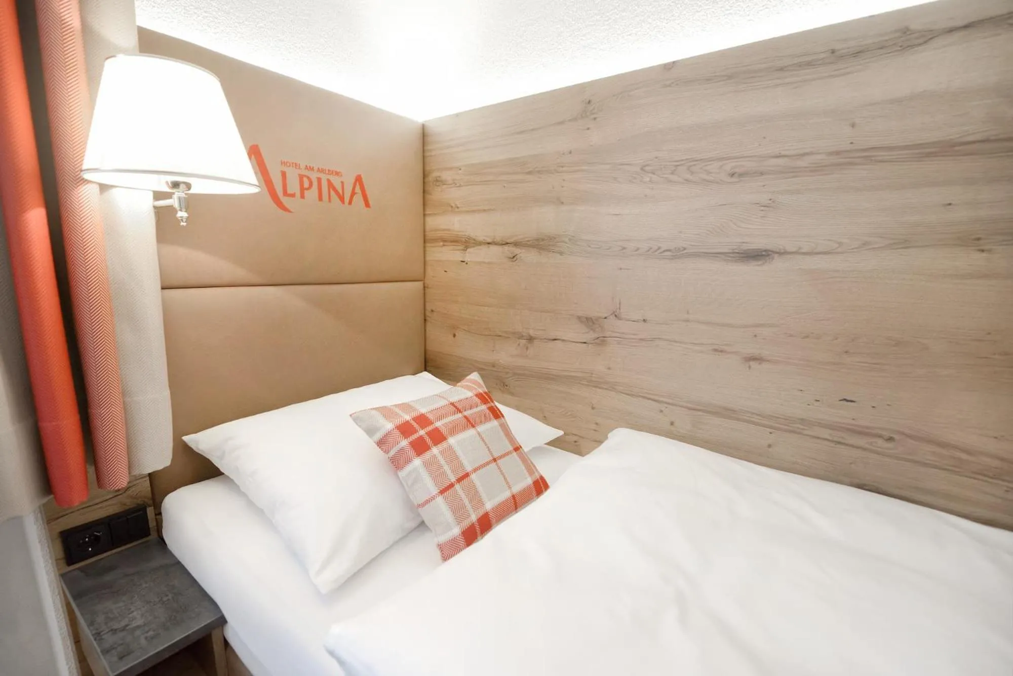 Bed in Hotel Alpina Superior