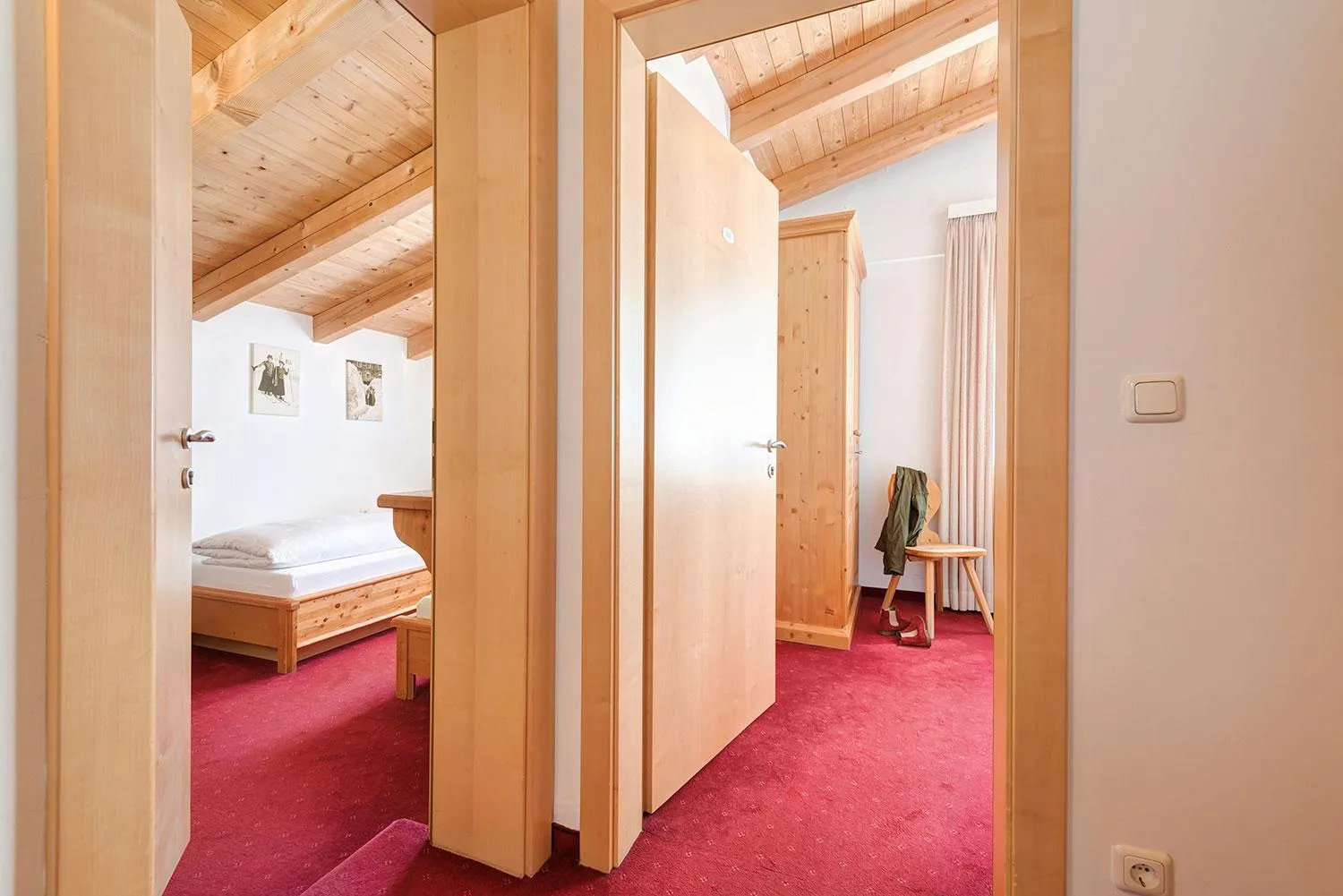 Photo of the whole room, Bed in Hotel Pettneuerhof