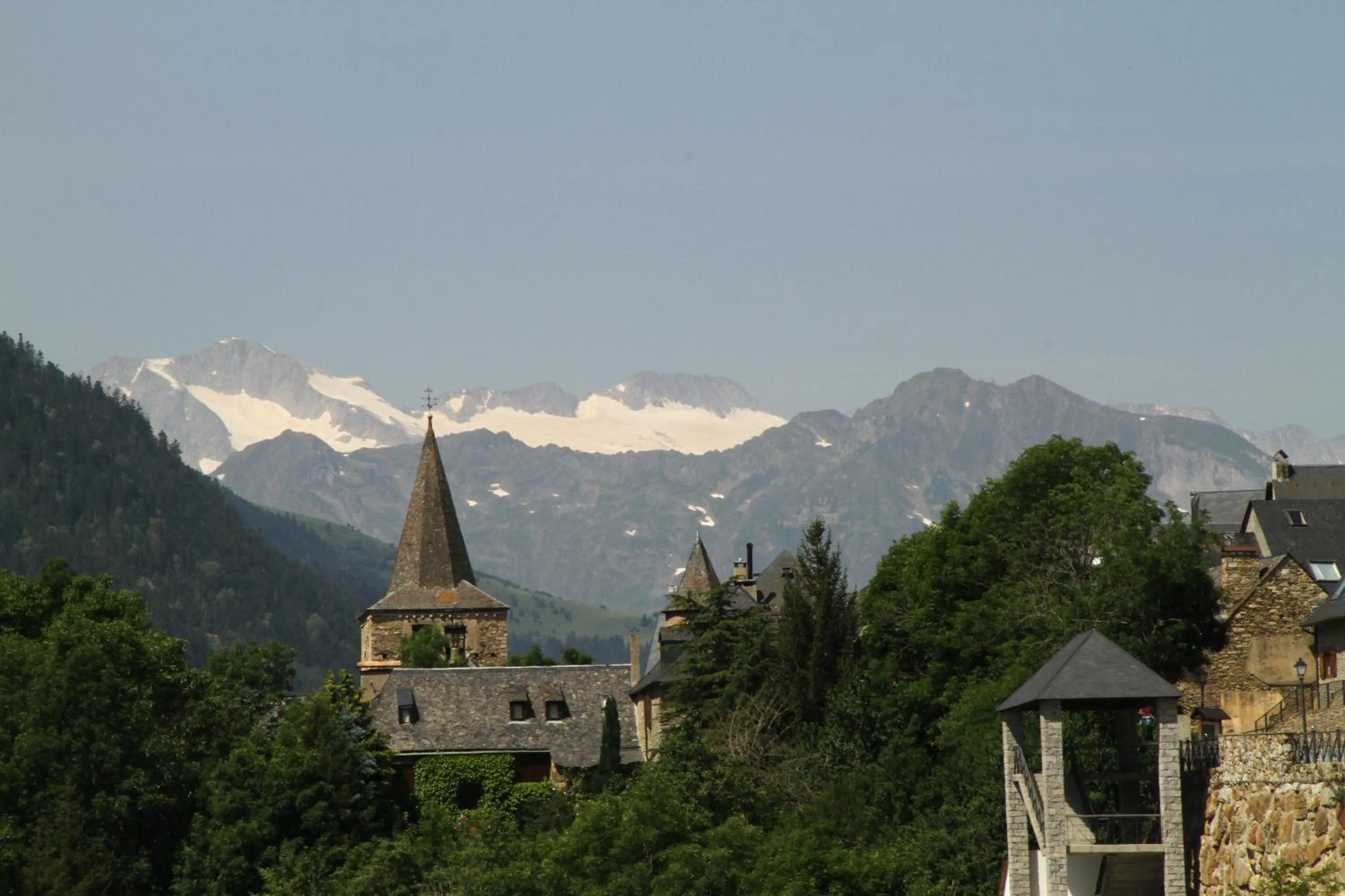 Nearby landmark in Apartamentos SNÖ Mont Romies Unhola