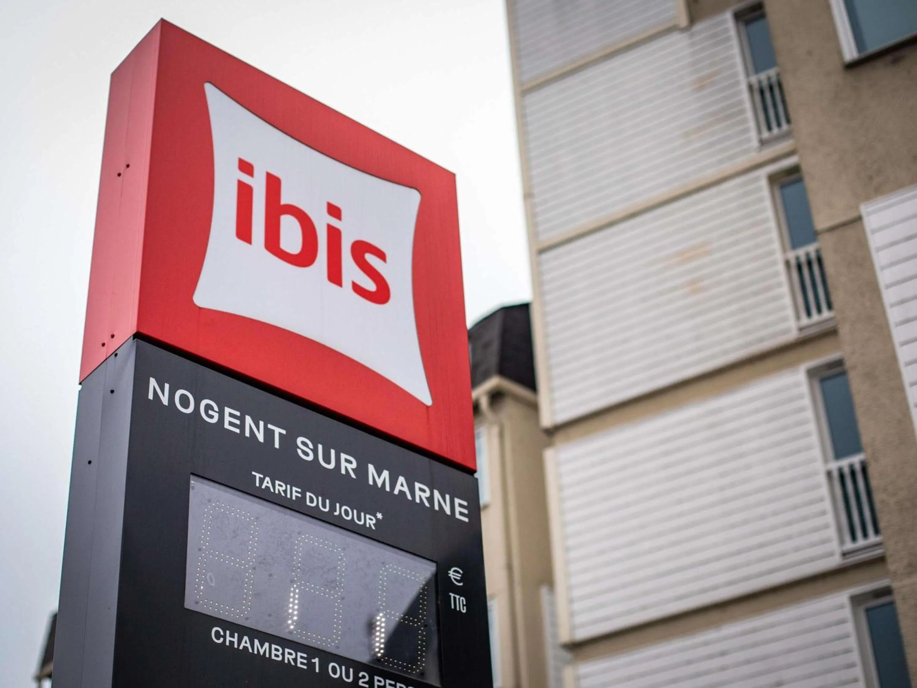 Property building in ibis Nogent Sur Marne RÉNOVÉ EN 2025