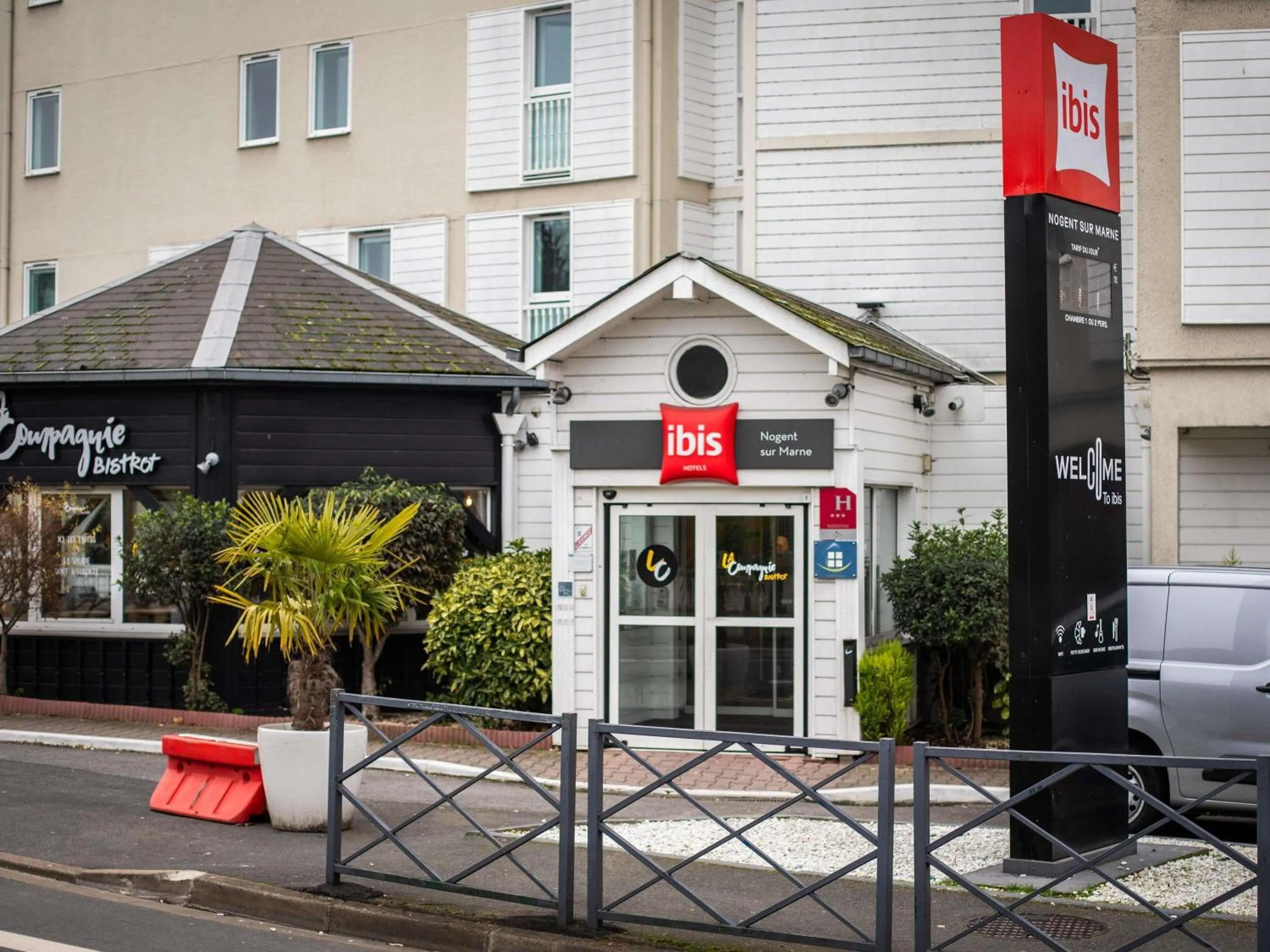 Property building in ibis Nogent Sur Marne RÉNOVÉ EN 2025