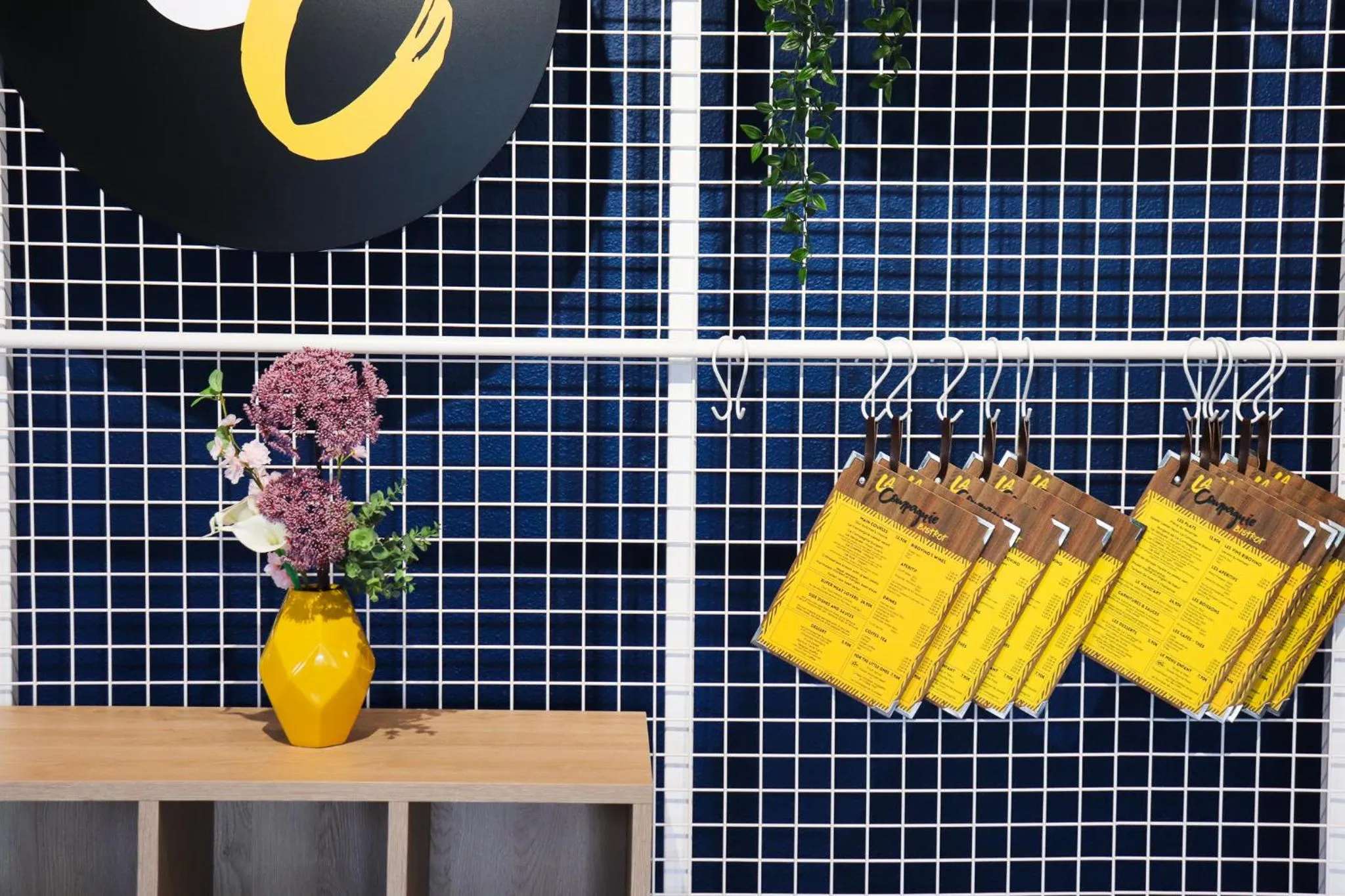 Decorative detail in ibis Nogent Sur Marne RÉNOVÉ EN 2025