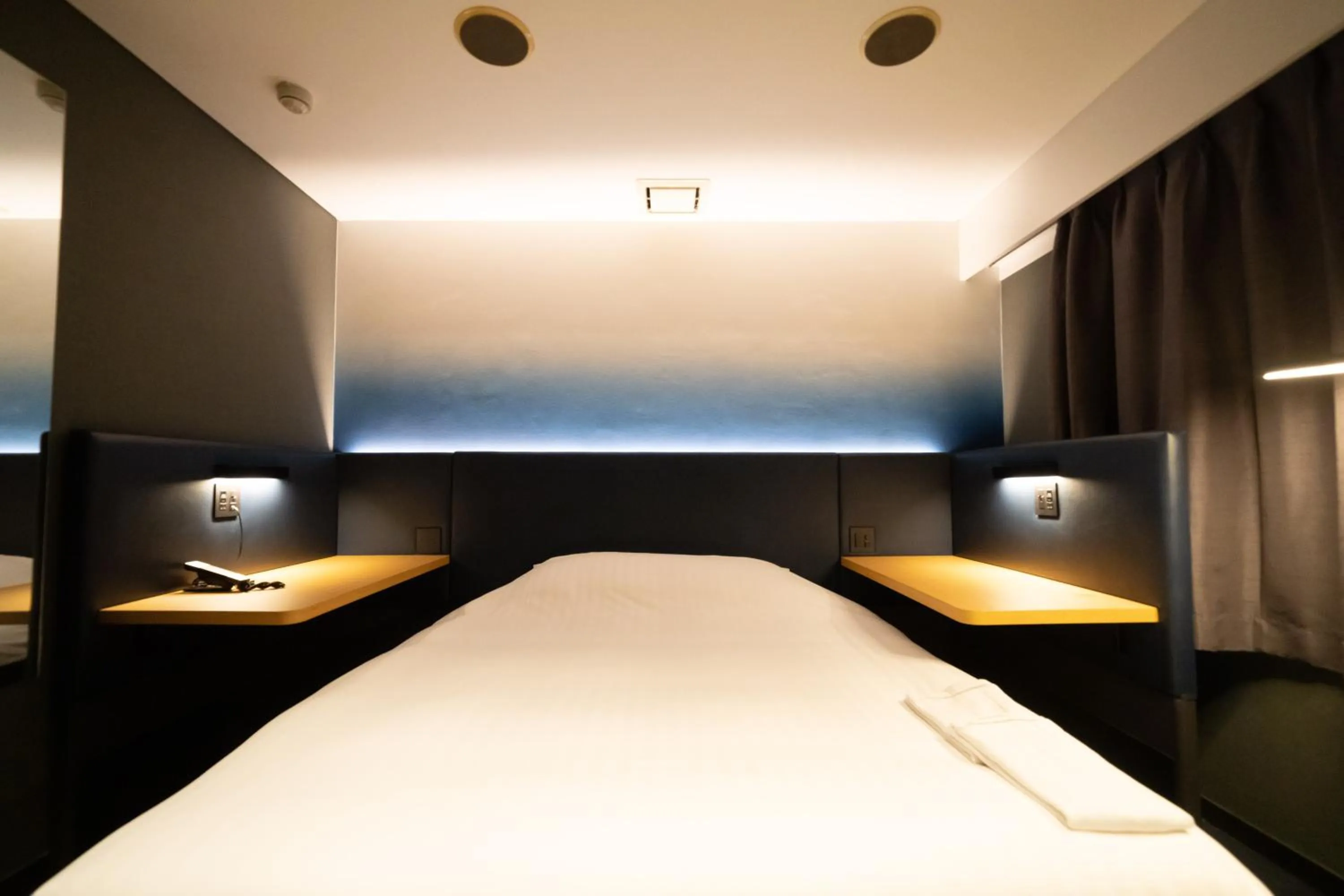 Photo of the whole room, Bed in Hotel New Shohei