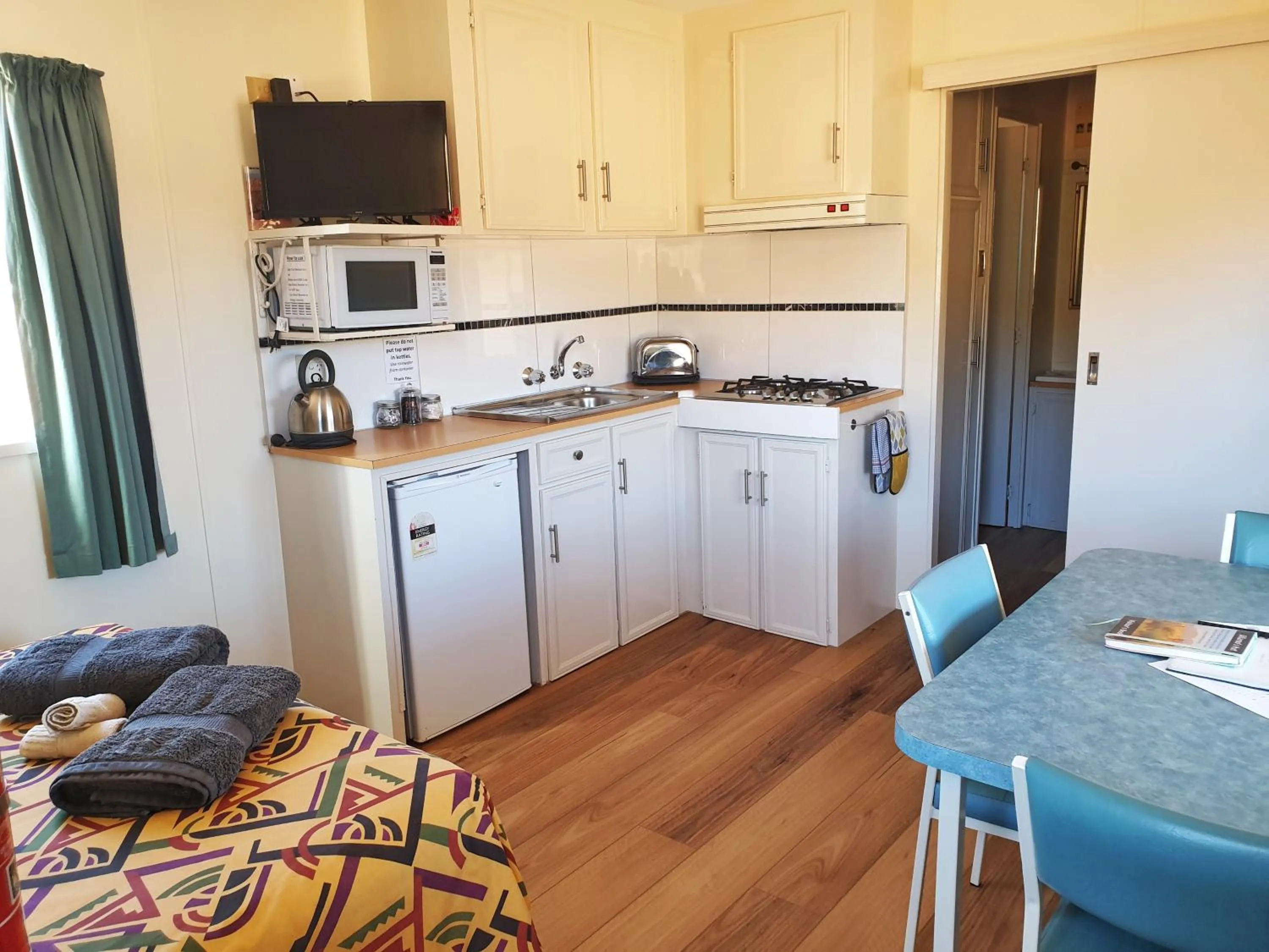 Kitchen or kitchenette in Skytrek Willow Springs Station